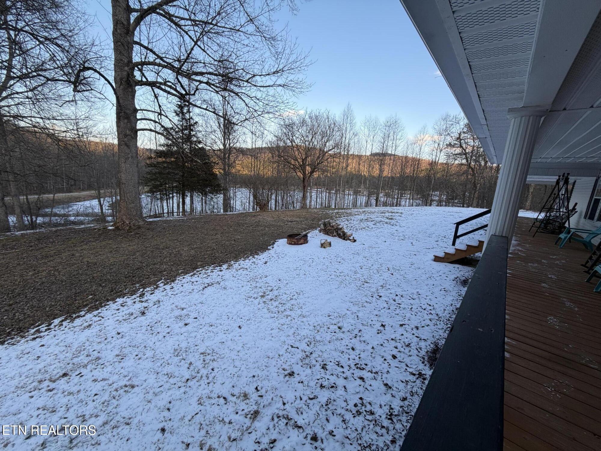 White Oak Rd, Duff, TN 37729