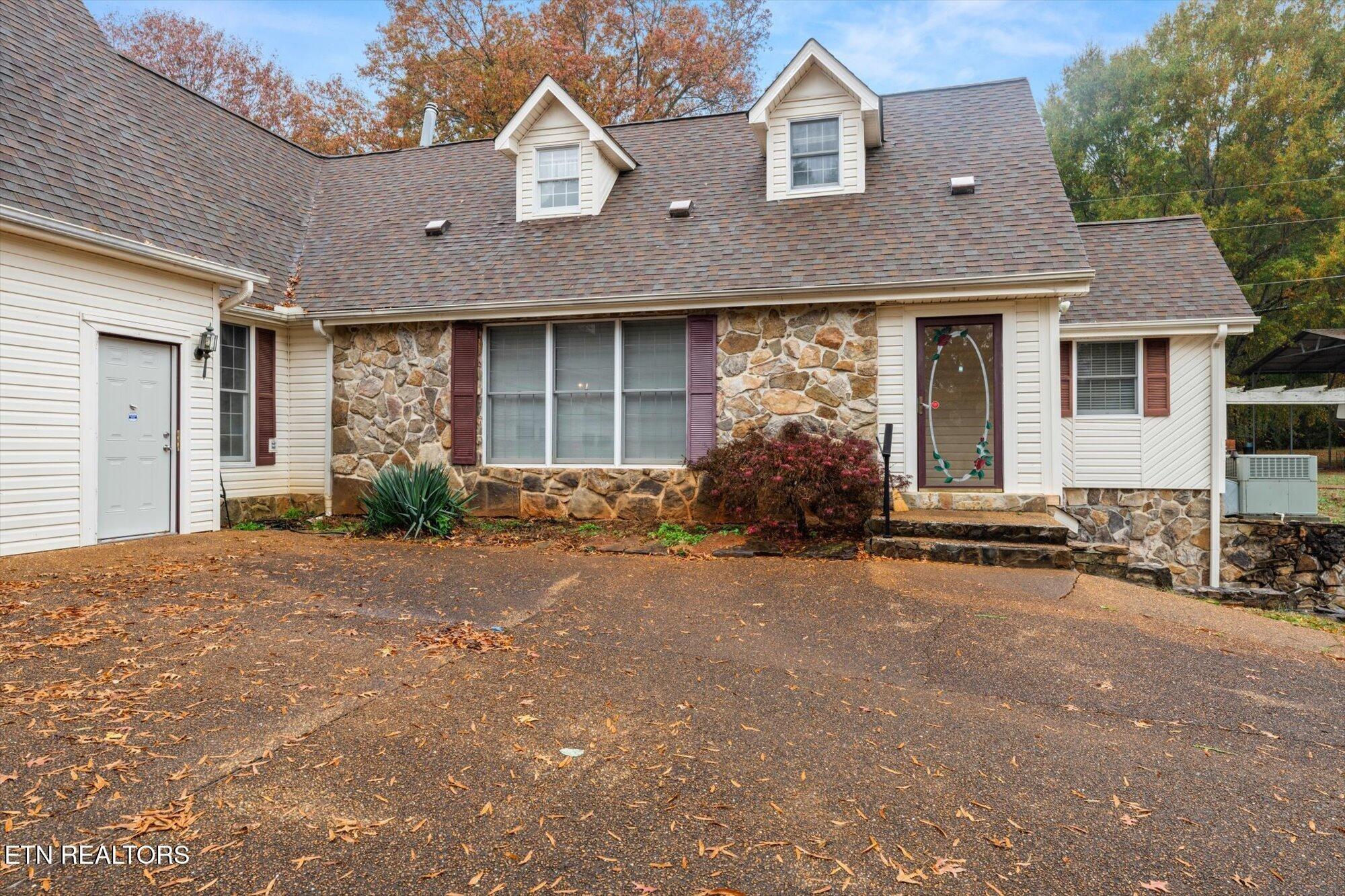 County Road 700, Riceville, TN 37370