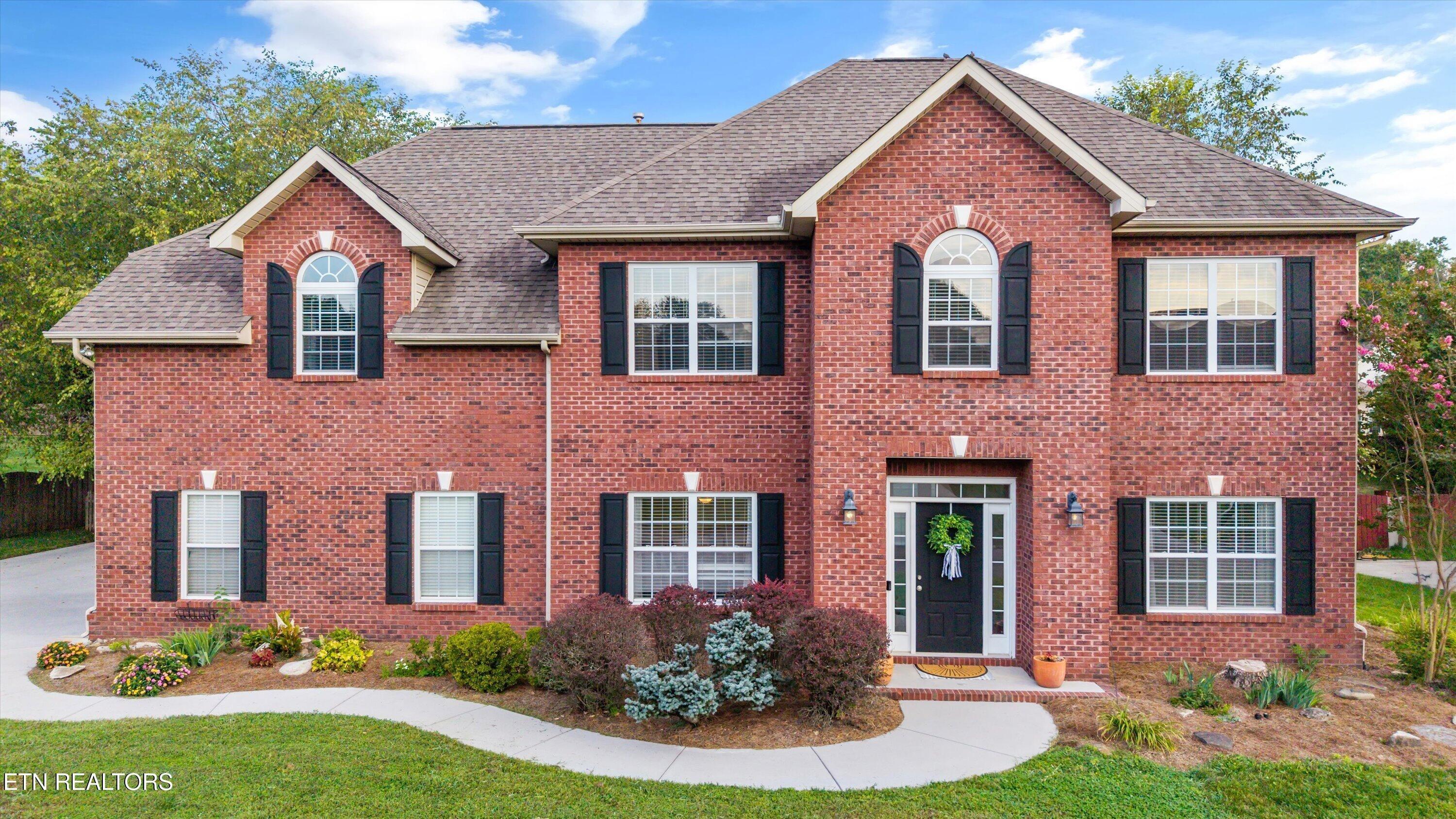 Silver Leaf Dr, Lenoir City, TN 37772