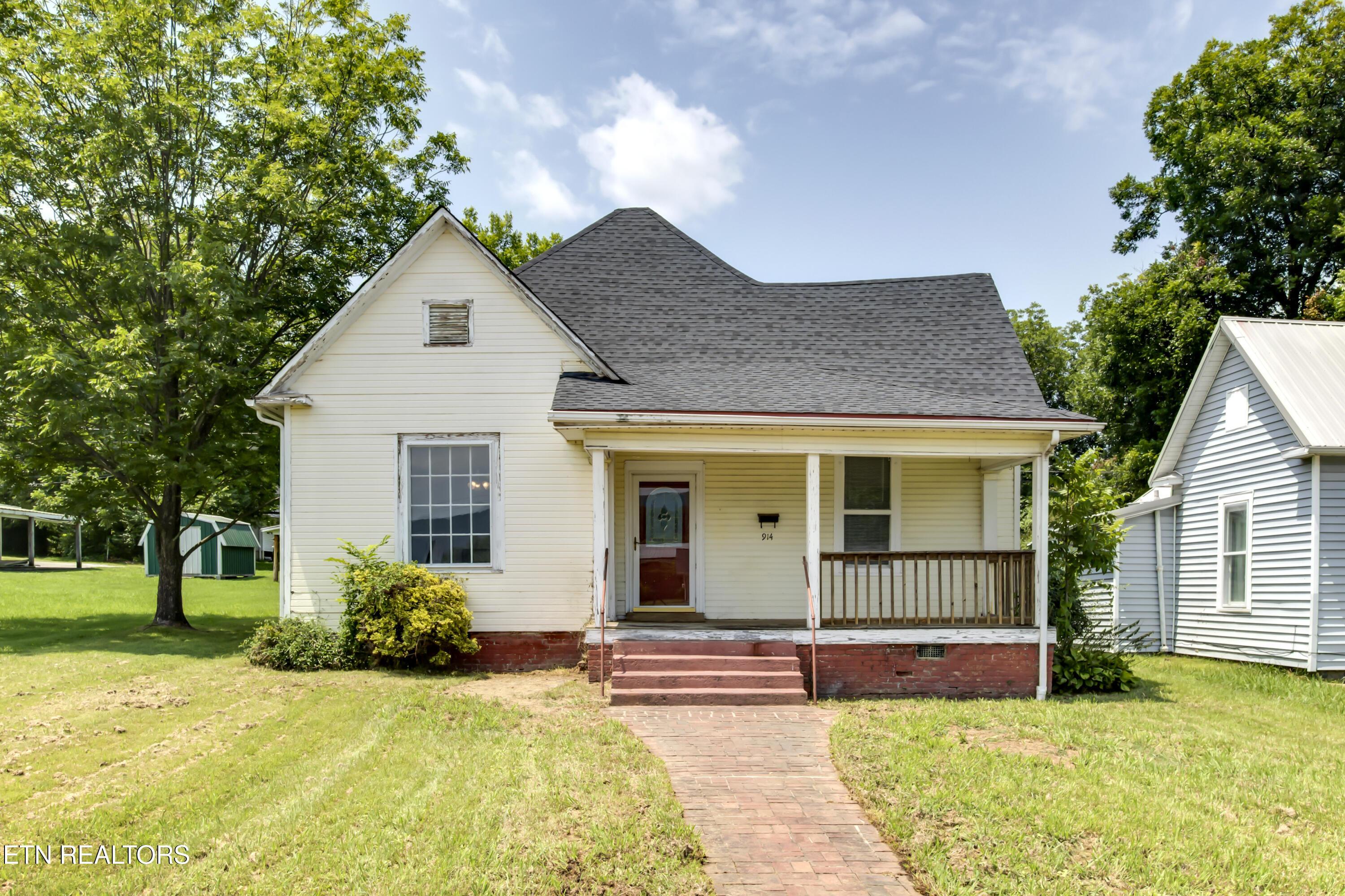 Ohio Ave, Etowah, TN 37331