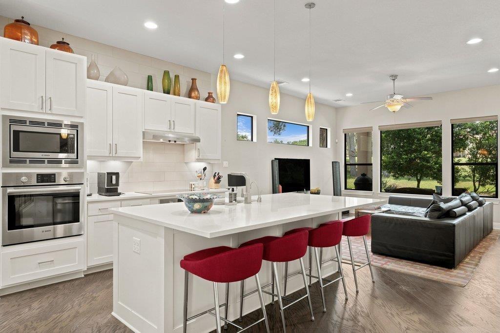 Prestonwood Cv, Lakeway, TX 78734