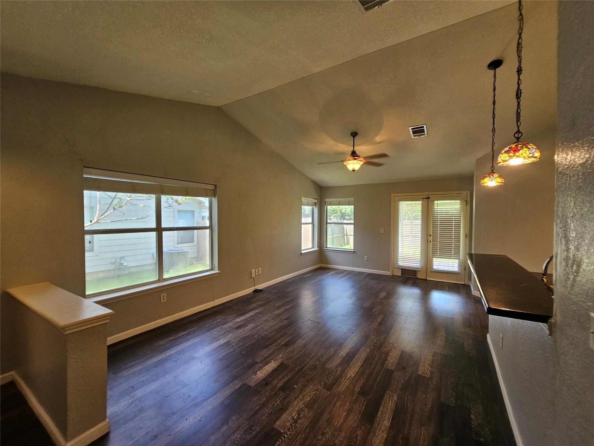 Prairie Springs Loop, Georgetown, TX 78626
