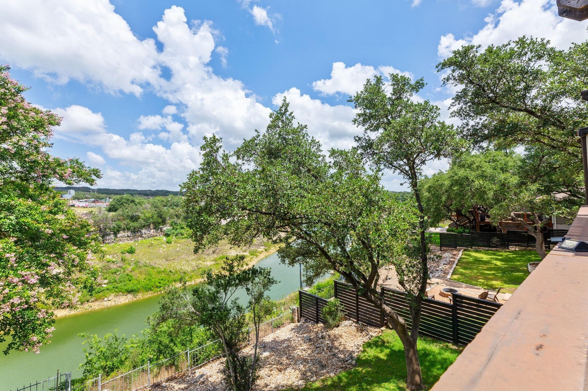 Briarcliff Dr, Spicewood, TX 78669