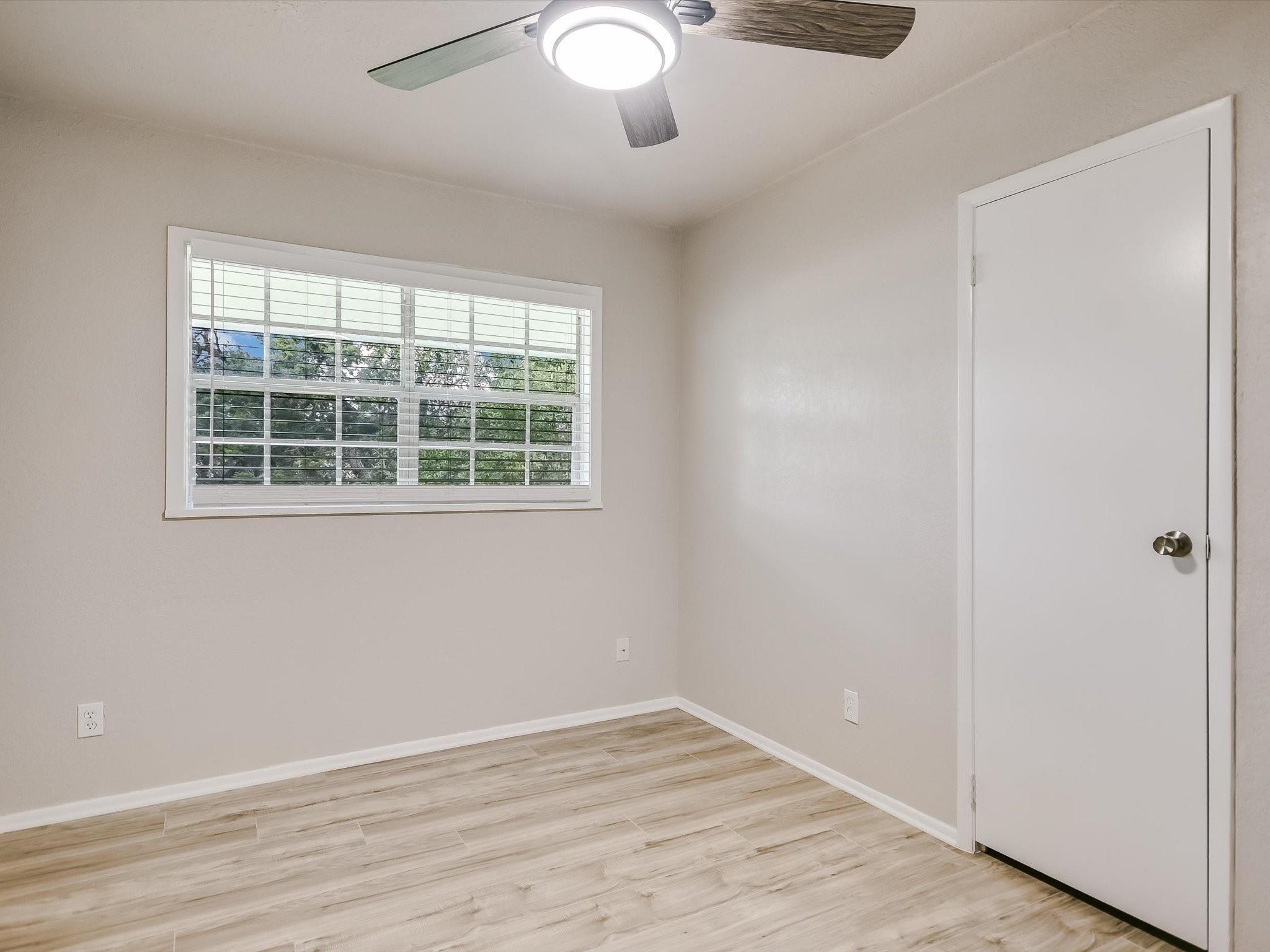 Travis Dr, Jonestown, TX 78645