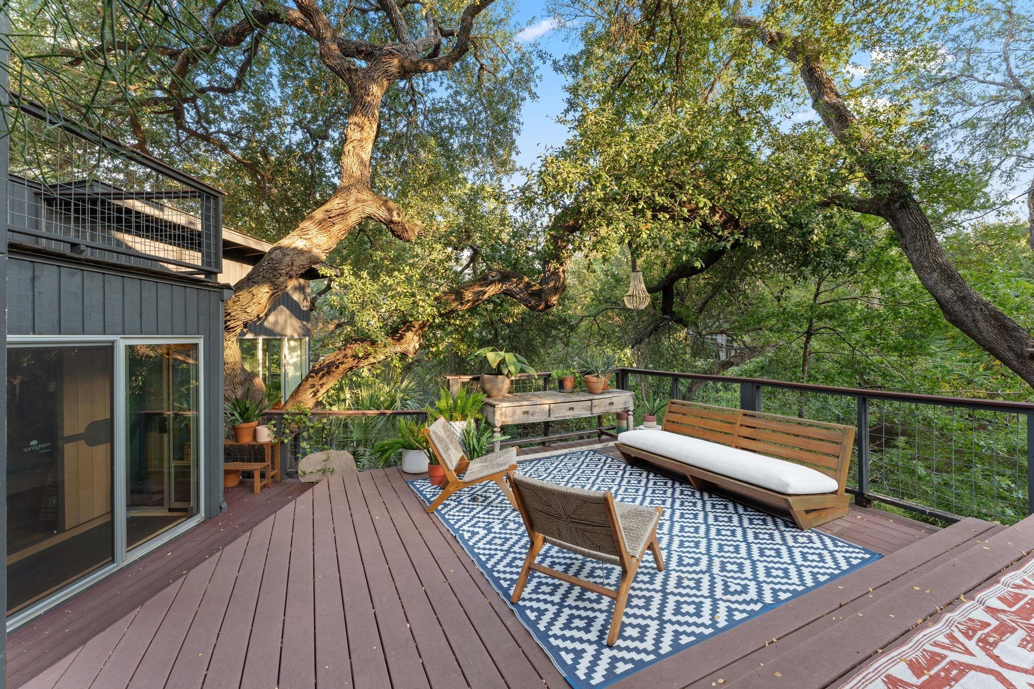Pecos St, Austin, TX 78703