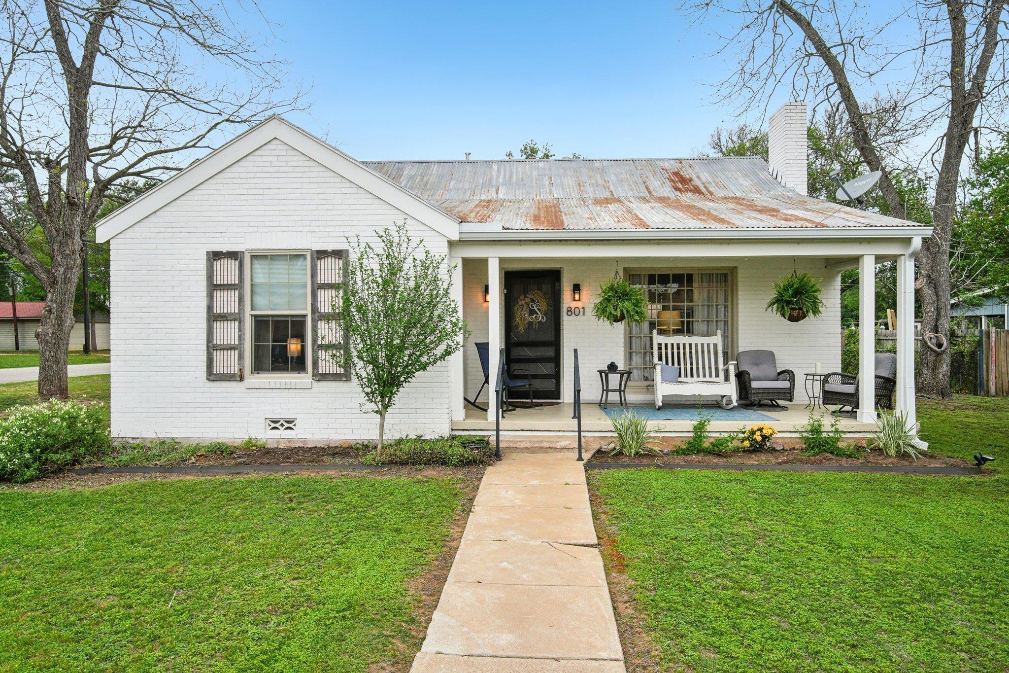 Bishop St, Smithville, TX 78957
