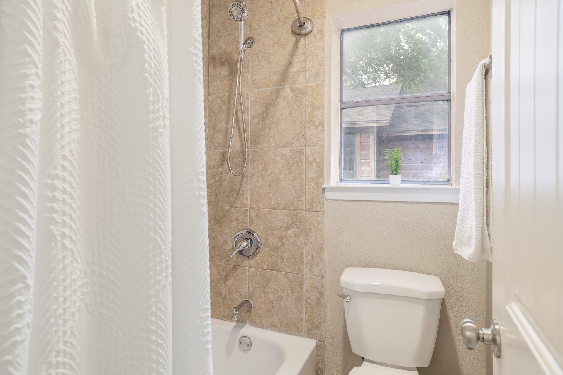 Woodrow Ave, Austin, TX 78756