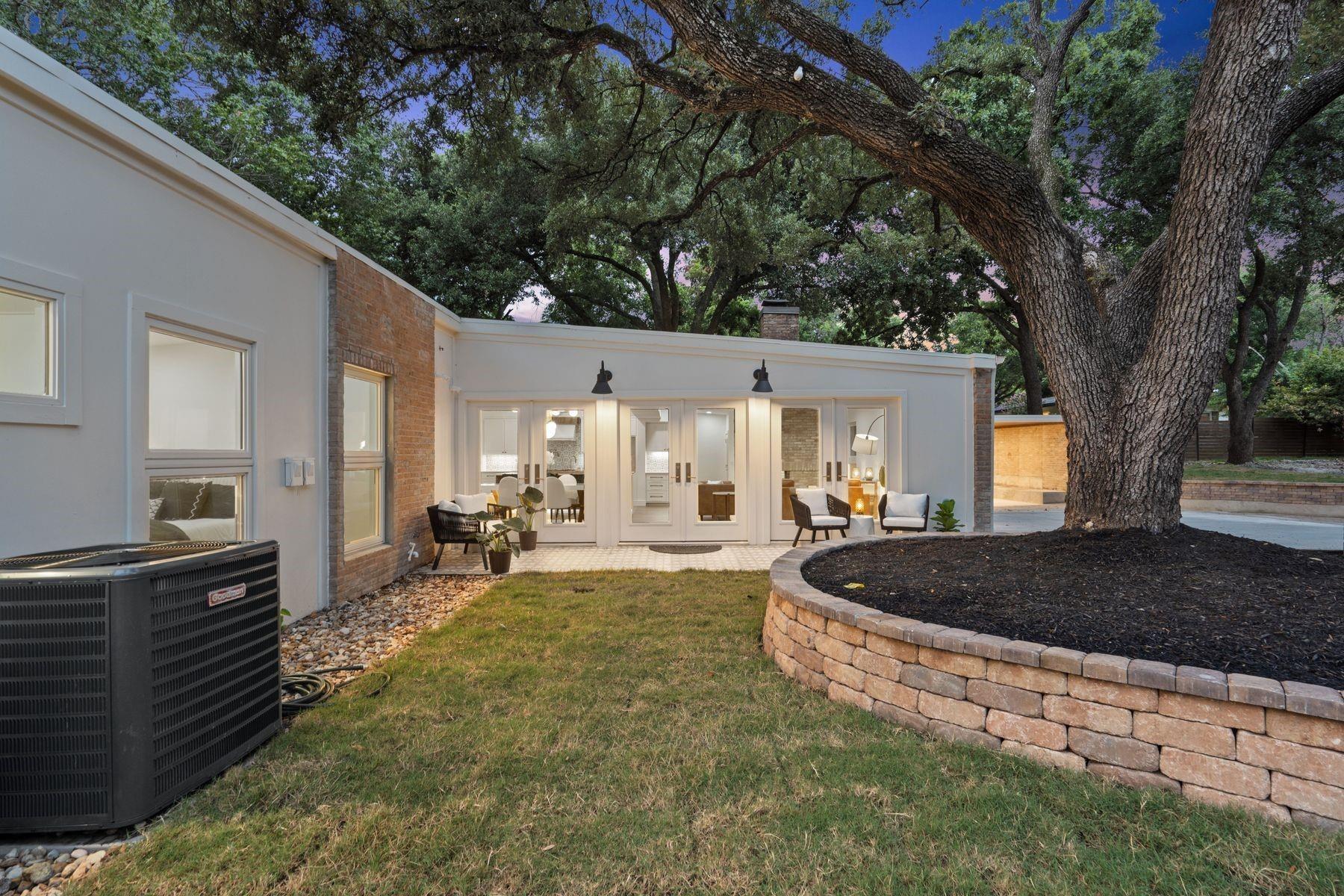E 15th St, Georgetown, TX 78626
