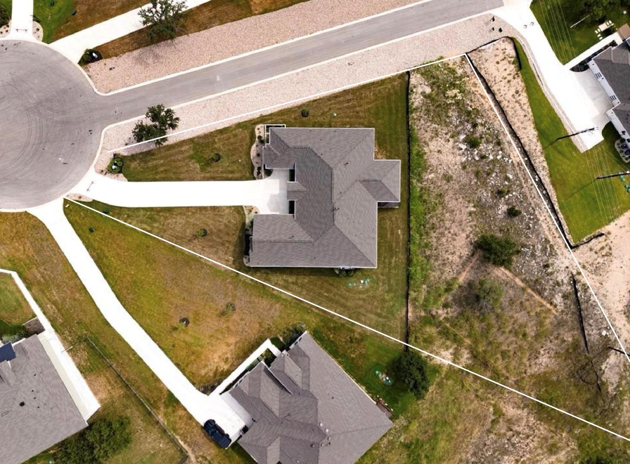 Sierra Mosca Trl, Liberty Hill, TX 78642