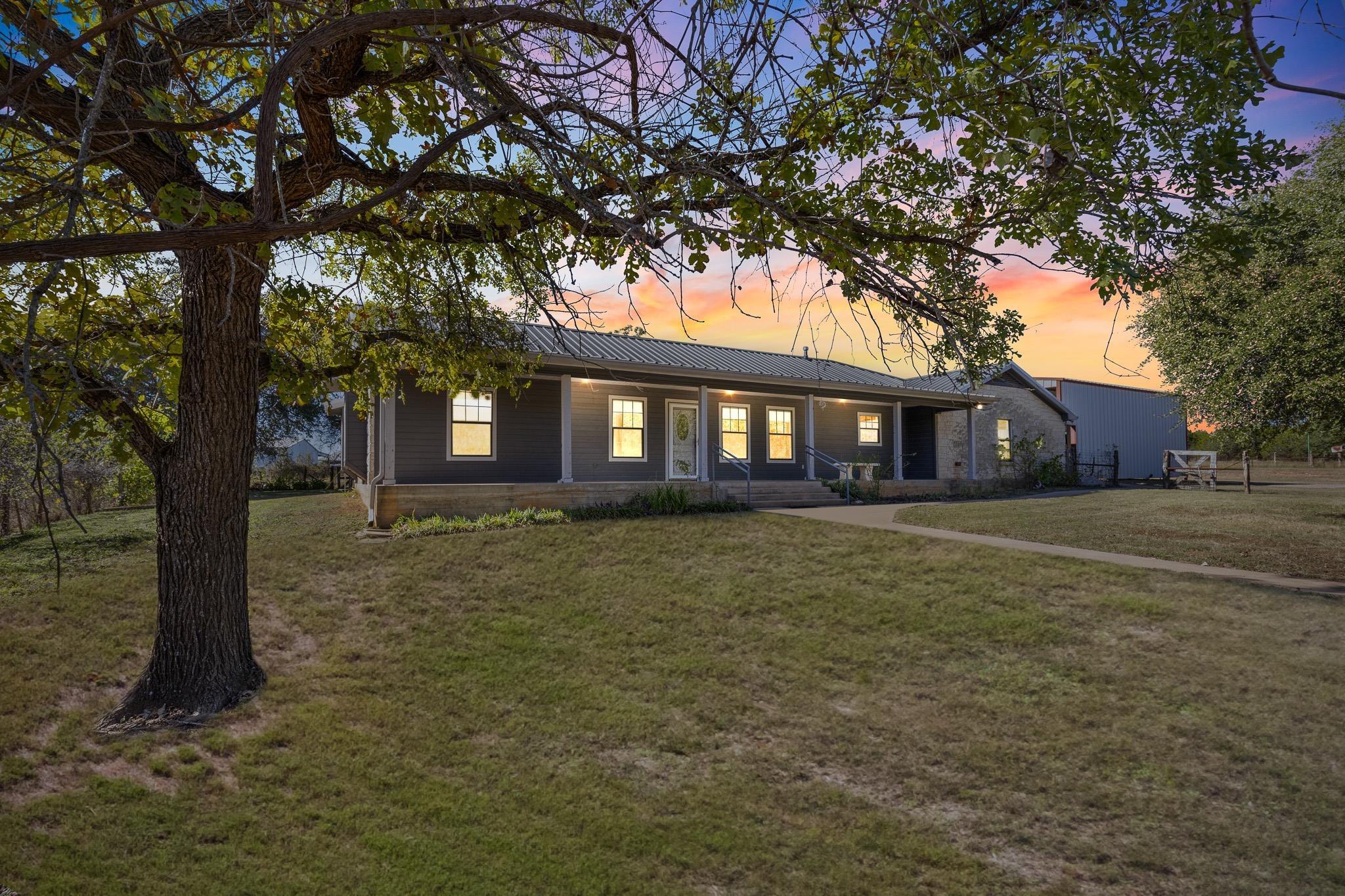 S Fm 1174, Bertram, TX 78605