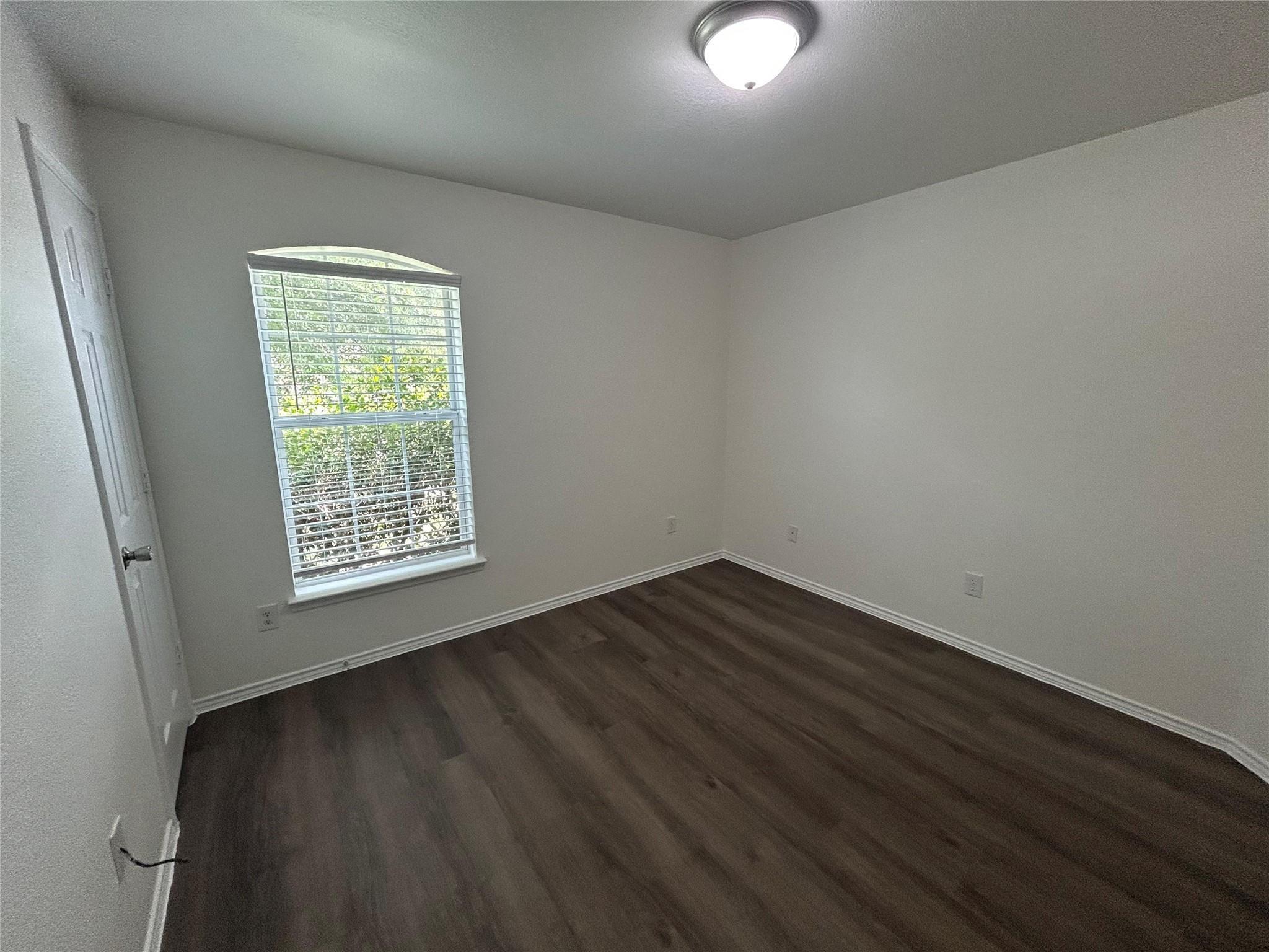 Soapstone Dr, Jarrell, TX 76537