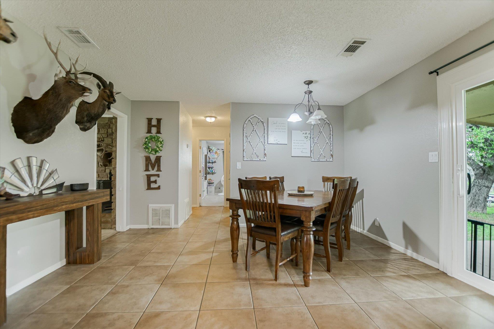 Texas Ave, Kingsland, TX 78639