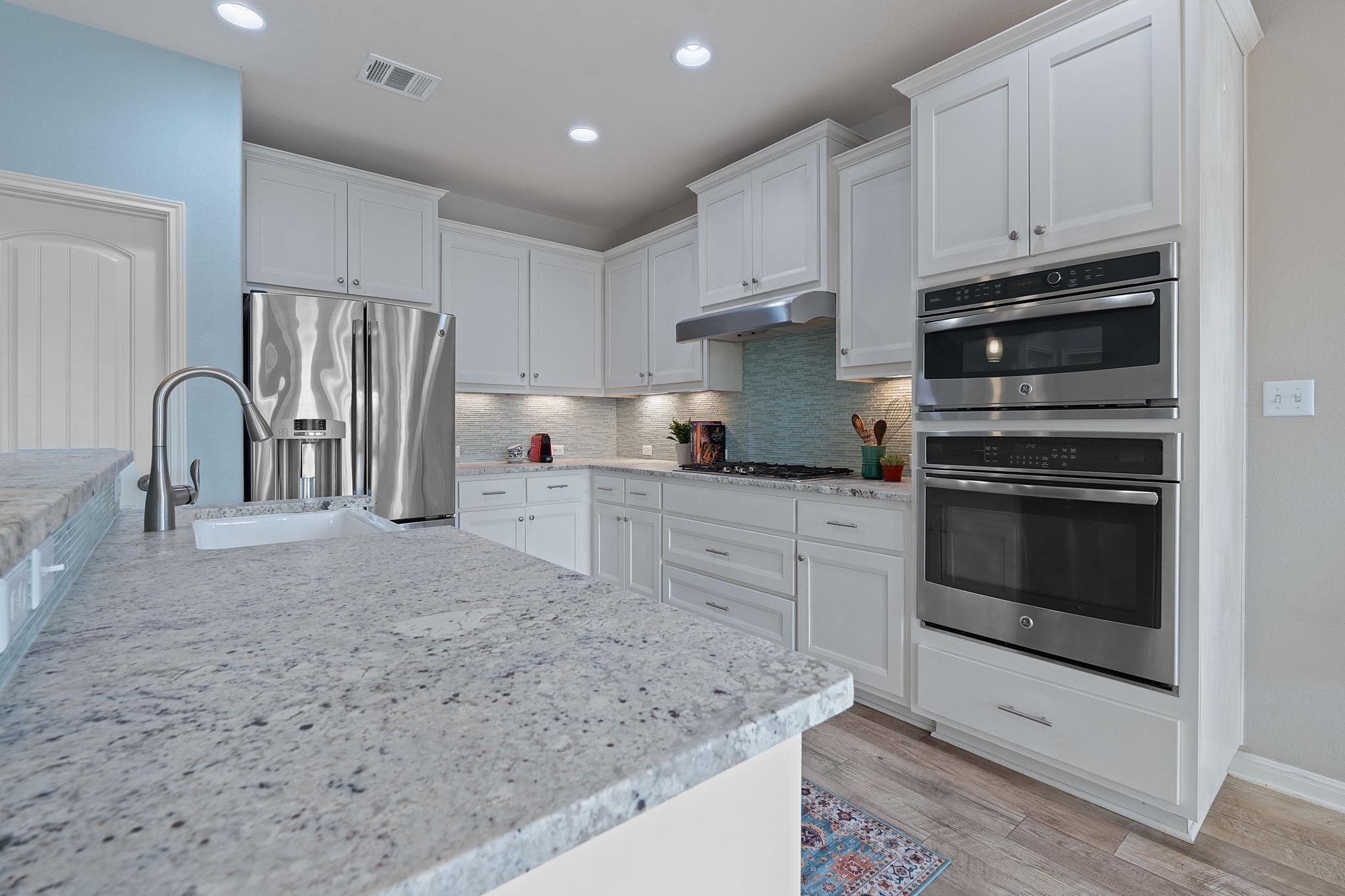 Coral Valley Dr, Leander, TX 78641