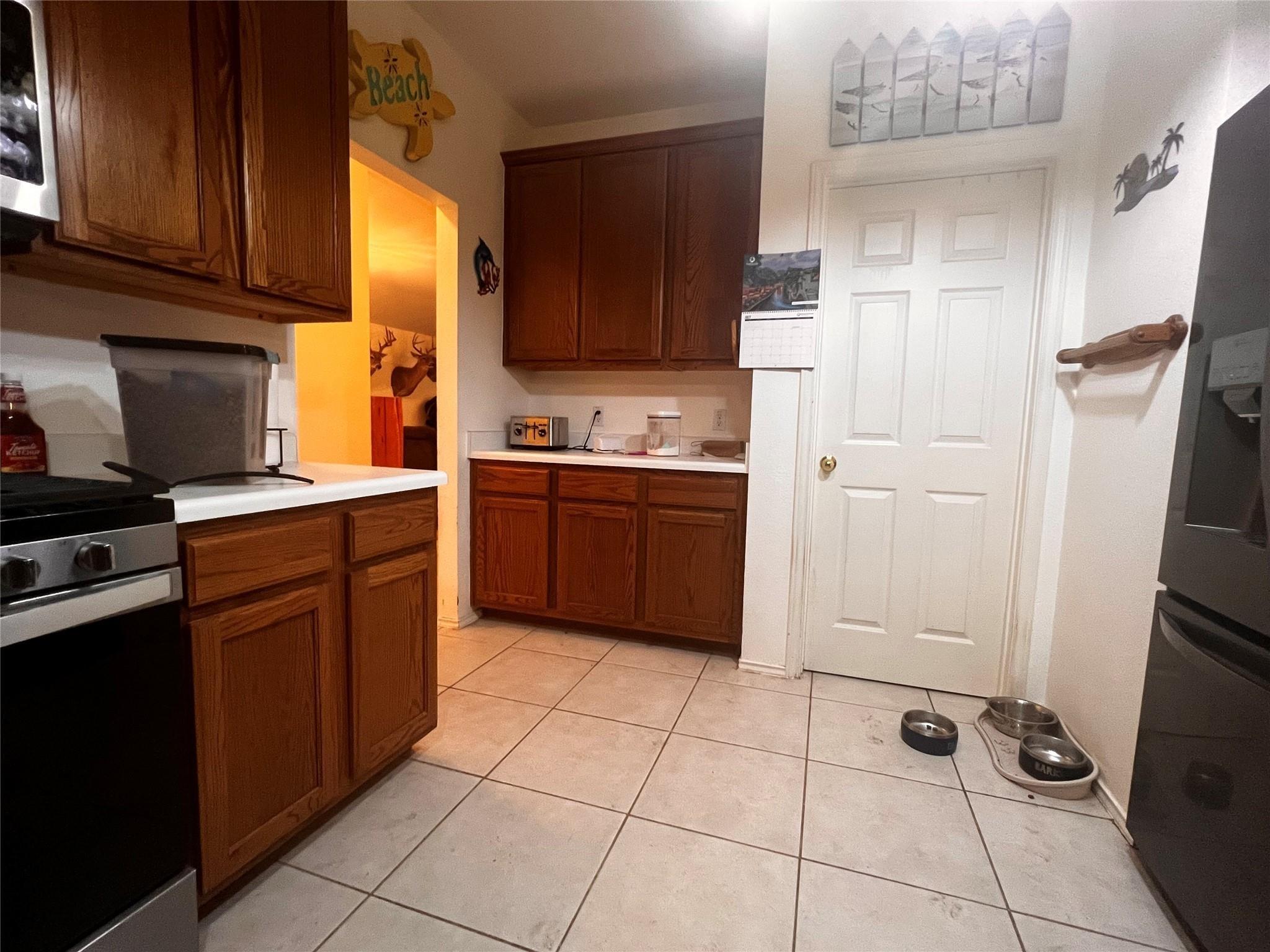 Natural Bridge Ct, Round Rock, TX 78681