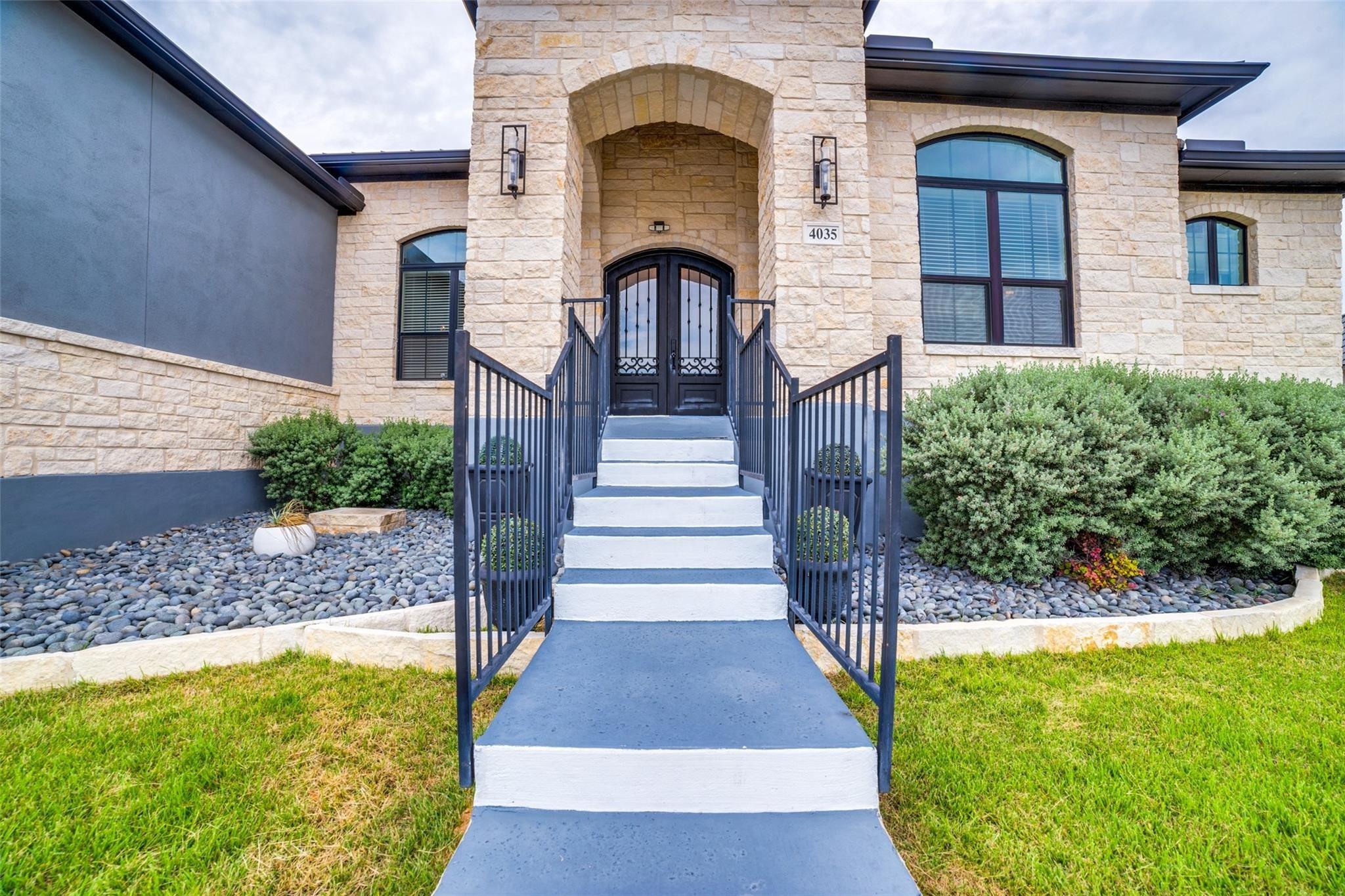 Shawnee Ct, Valparaiso, IN 46385