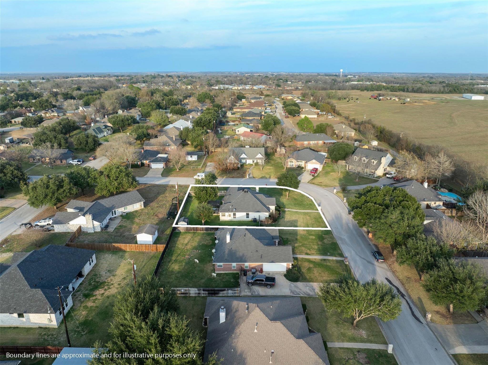 Woodson Dr, Caldwell, TX 77836