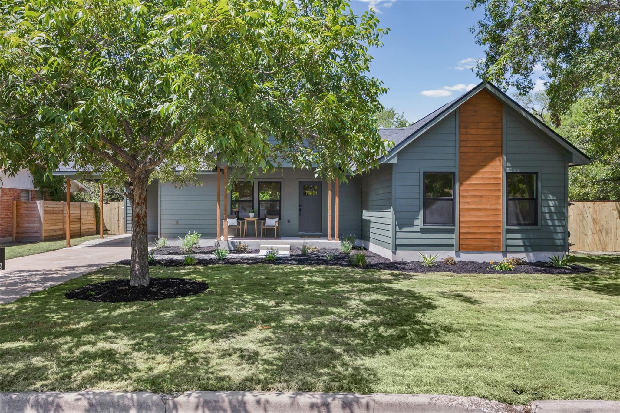 Campbell St, Lockhart, TX 78644