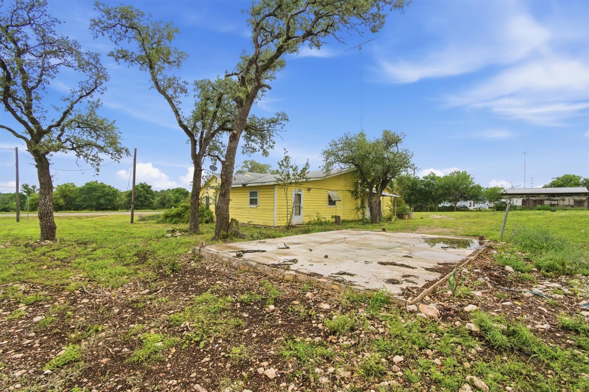 Fm 2657, Briggs, TX 78608