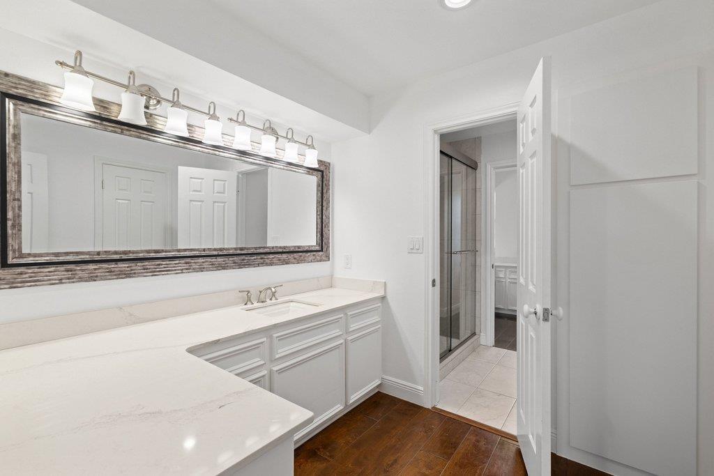 Hedgebrook Way, The Hills, TX 78738