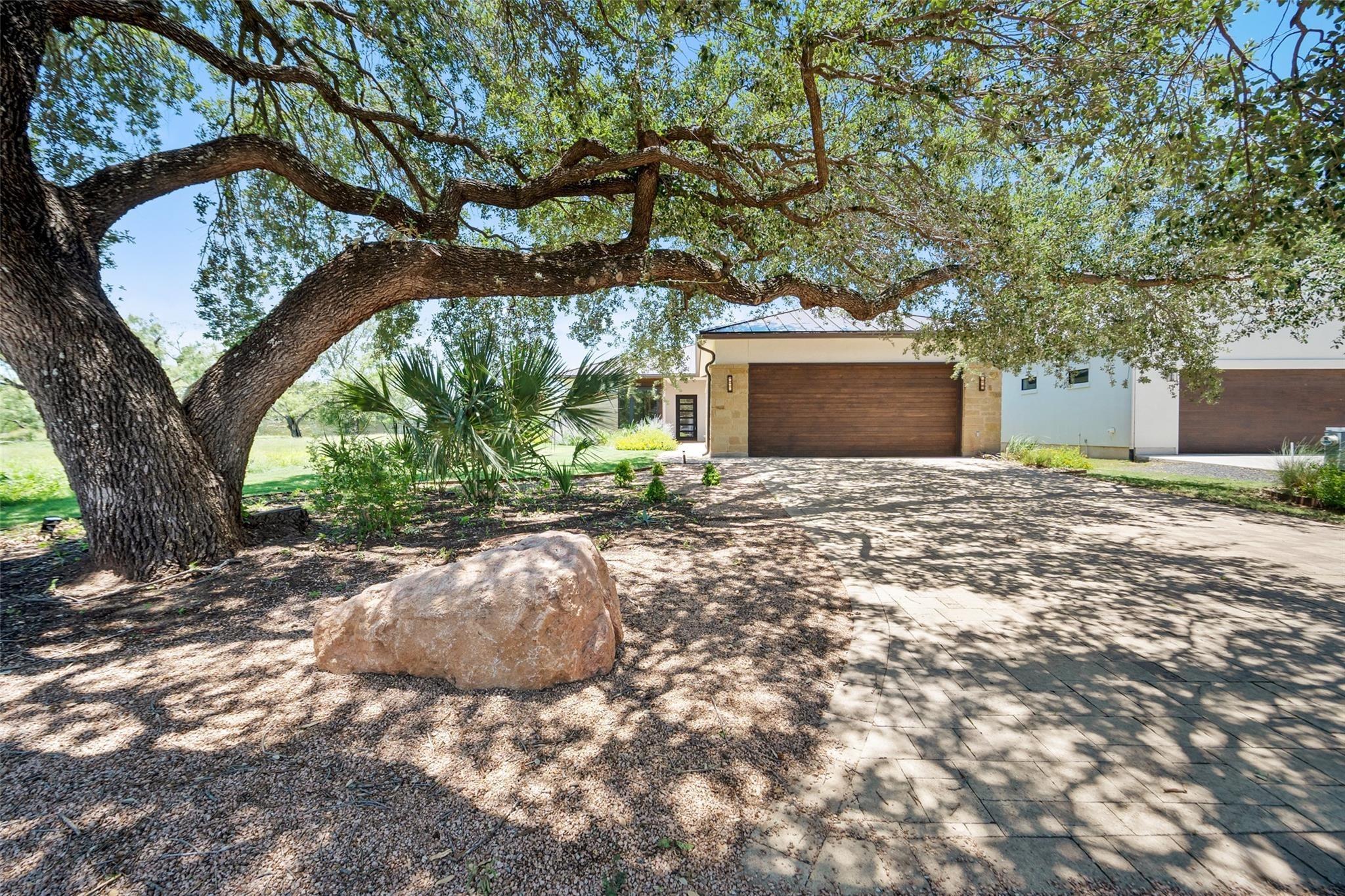 Diagonal, Horseshoe Bay, TX 78657