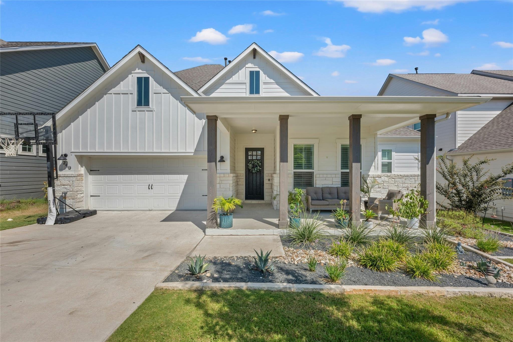 Crimson Sky Ct, Dripping Springs, TX 78620