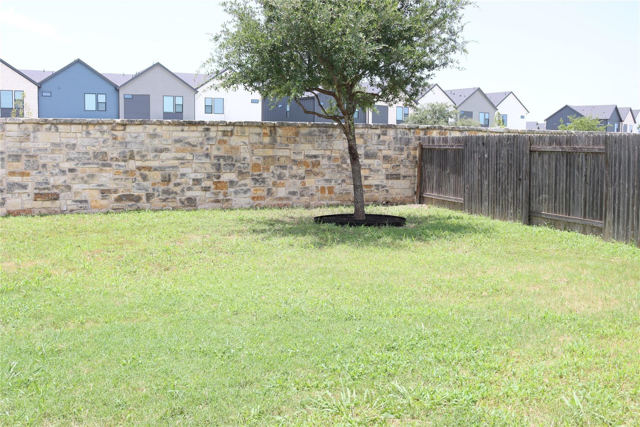 Vaughn St, Georgetown, TX 78628