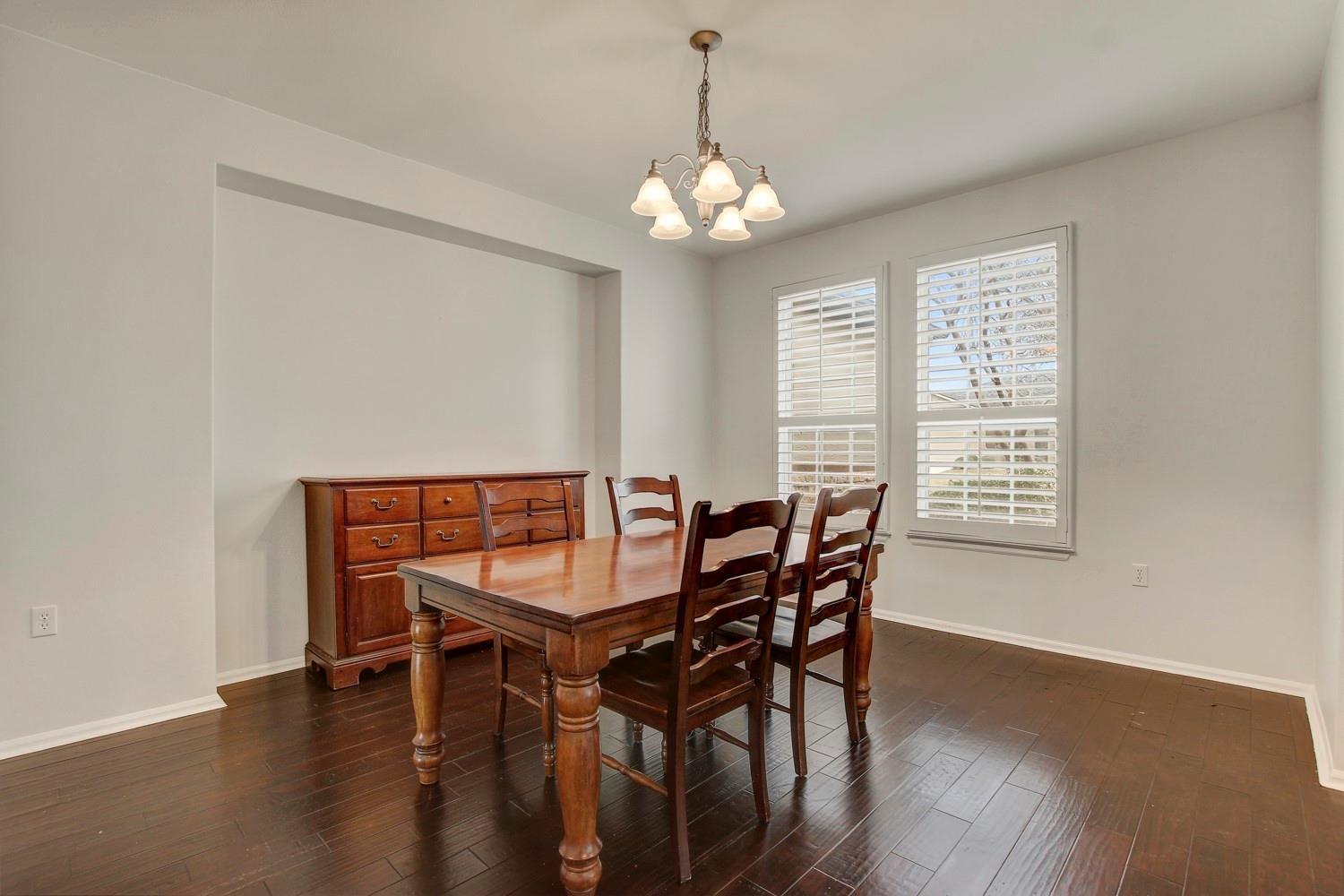 Mustang Island Trl, Georgetown, TX 78633