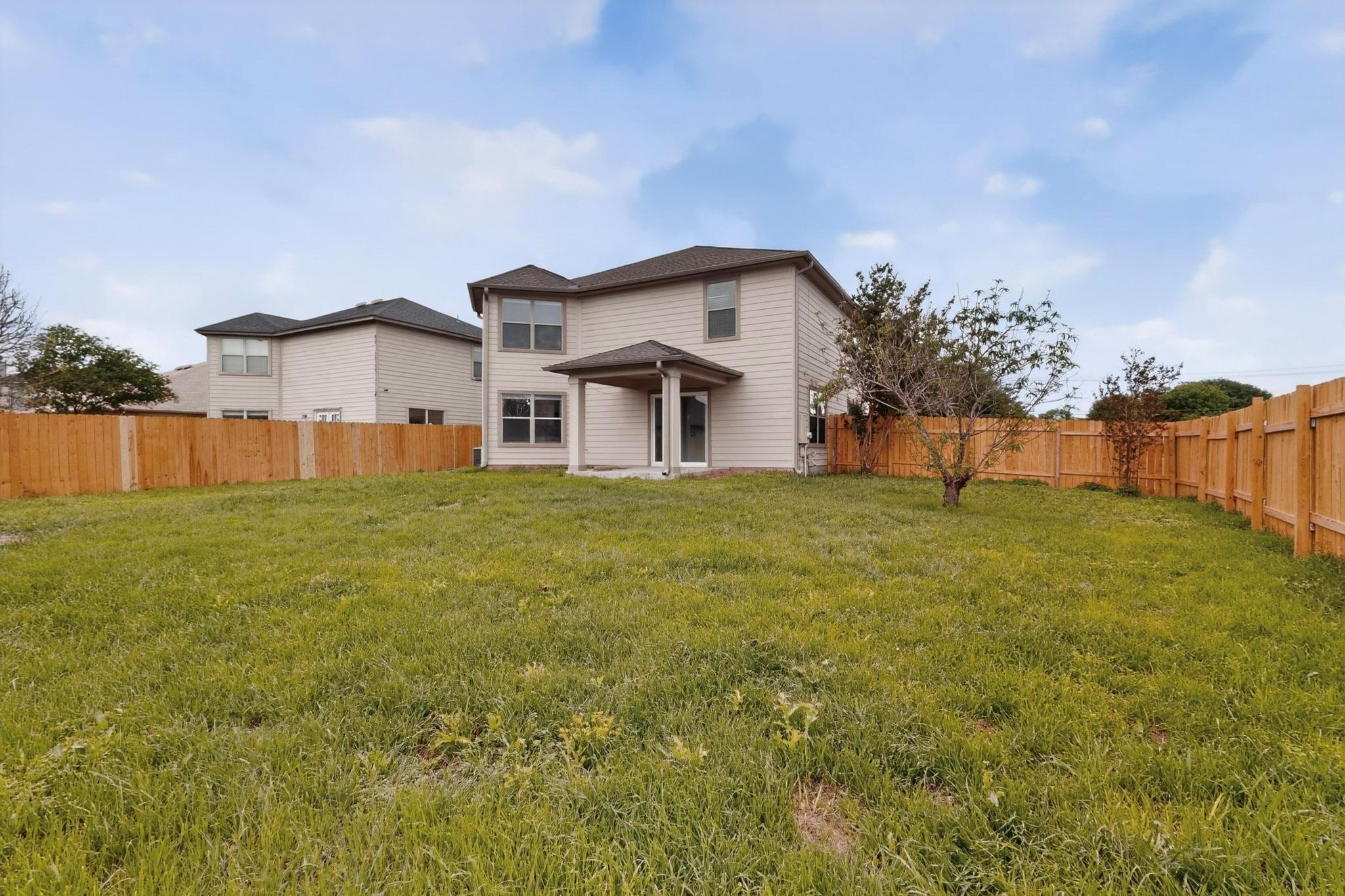 Apollo Cir, Round Rock, TX 78664