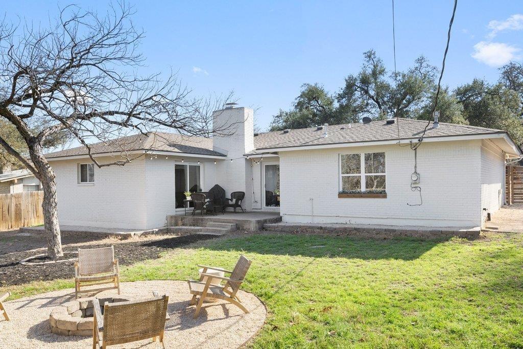 Oakbrook Dr, Austin, TX 78753