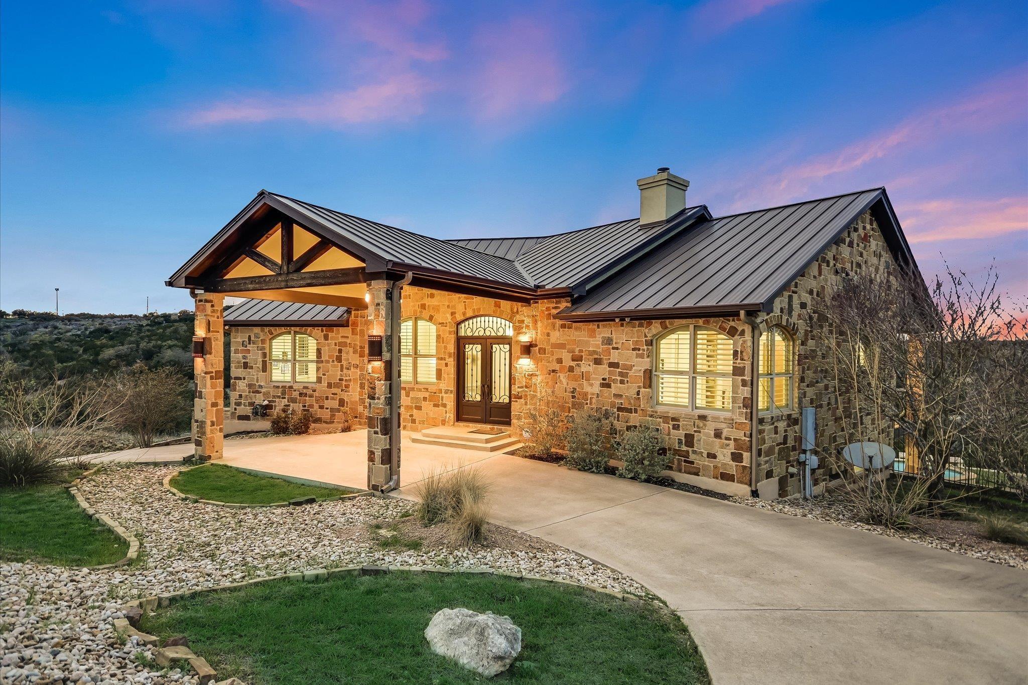 Blacksmith Cv, Spicewood, TX 78669