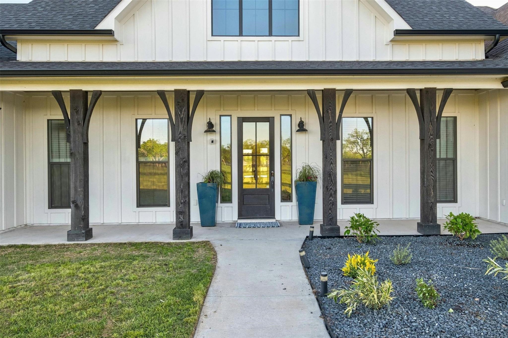 Lockwood Rd, Manor, TX 78653