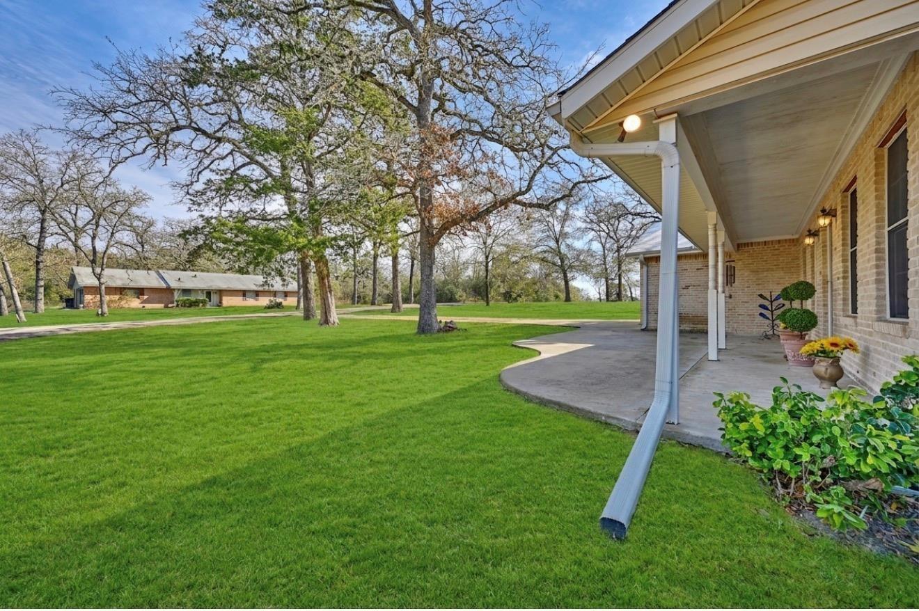 Shady Acres Ln, Brenham, TX 77833