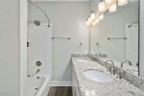 Storm Dr, Austin, TX 78734