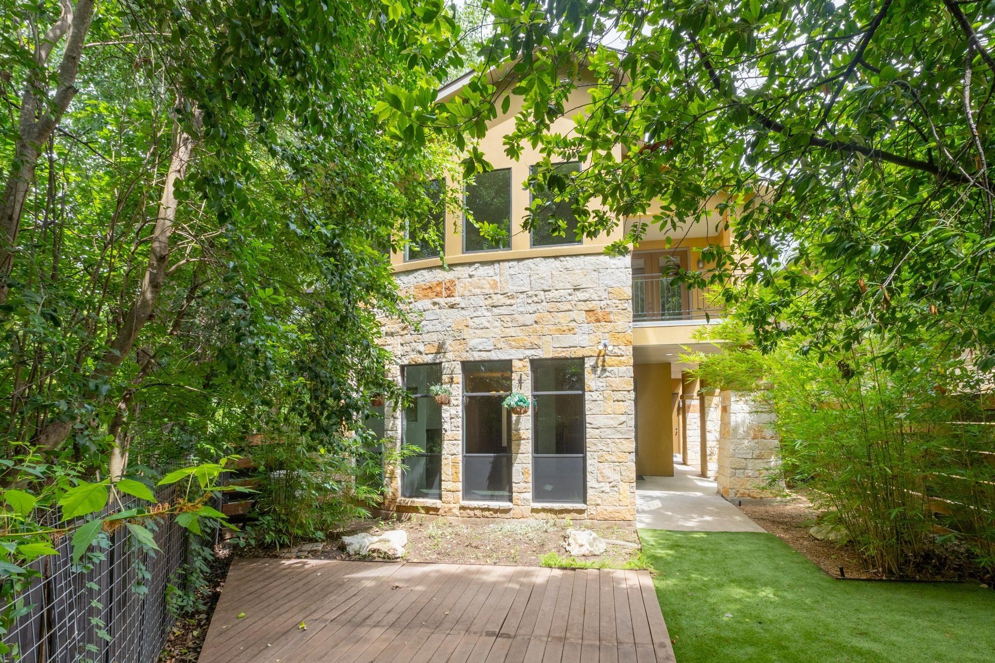 Thornton Rd, Austin, TX 78704