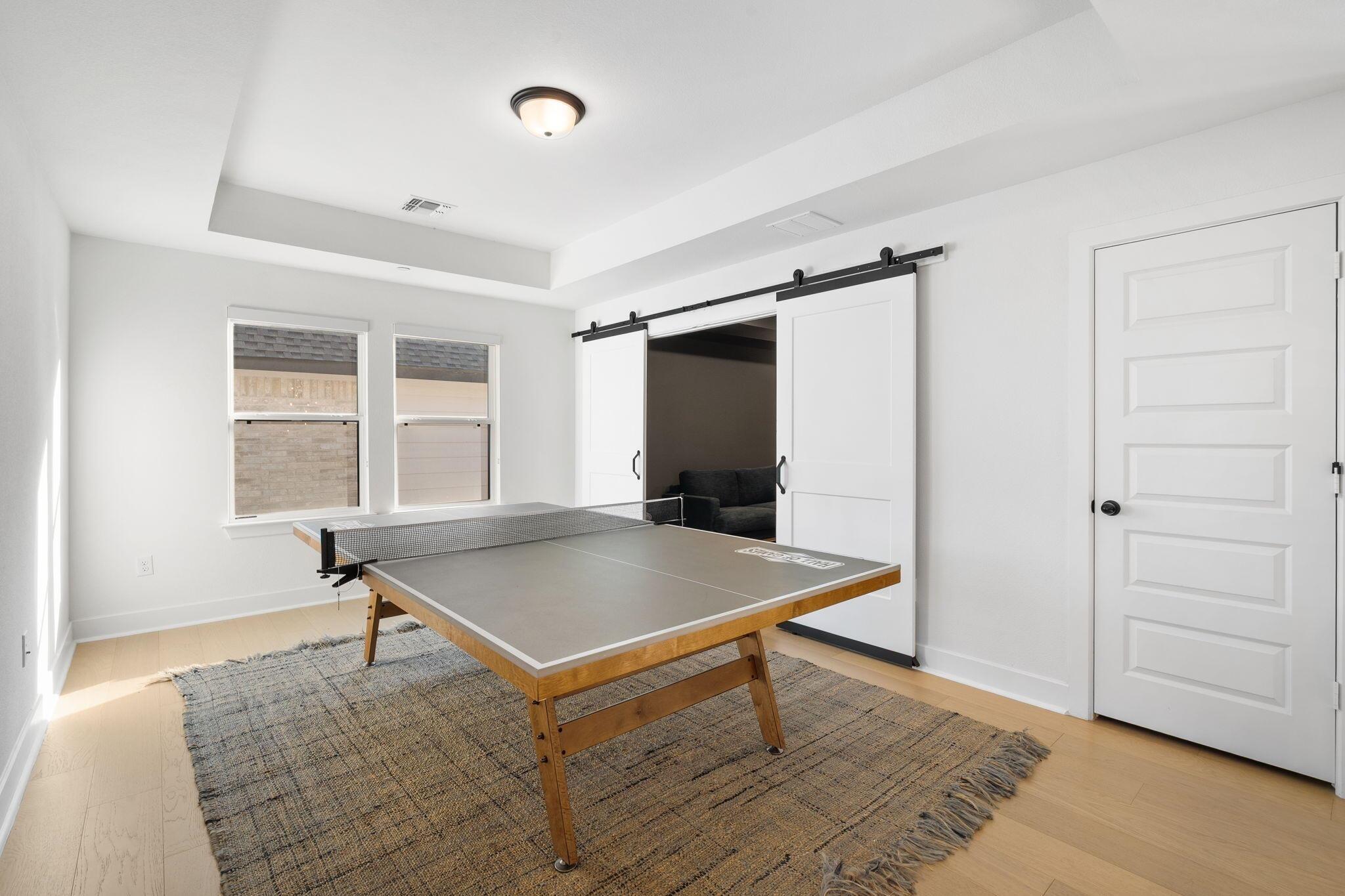 Sontag Dr, Austin, TX 78738