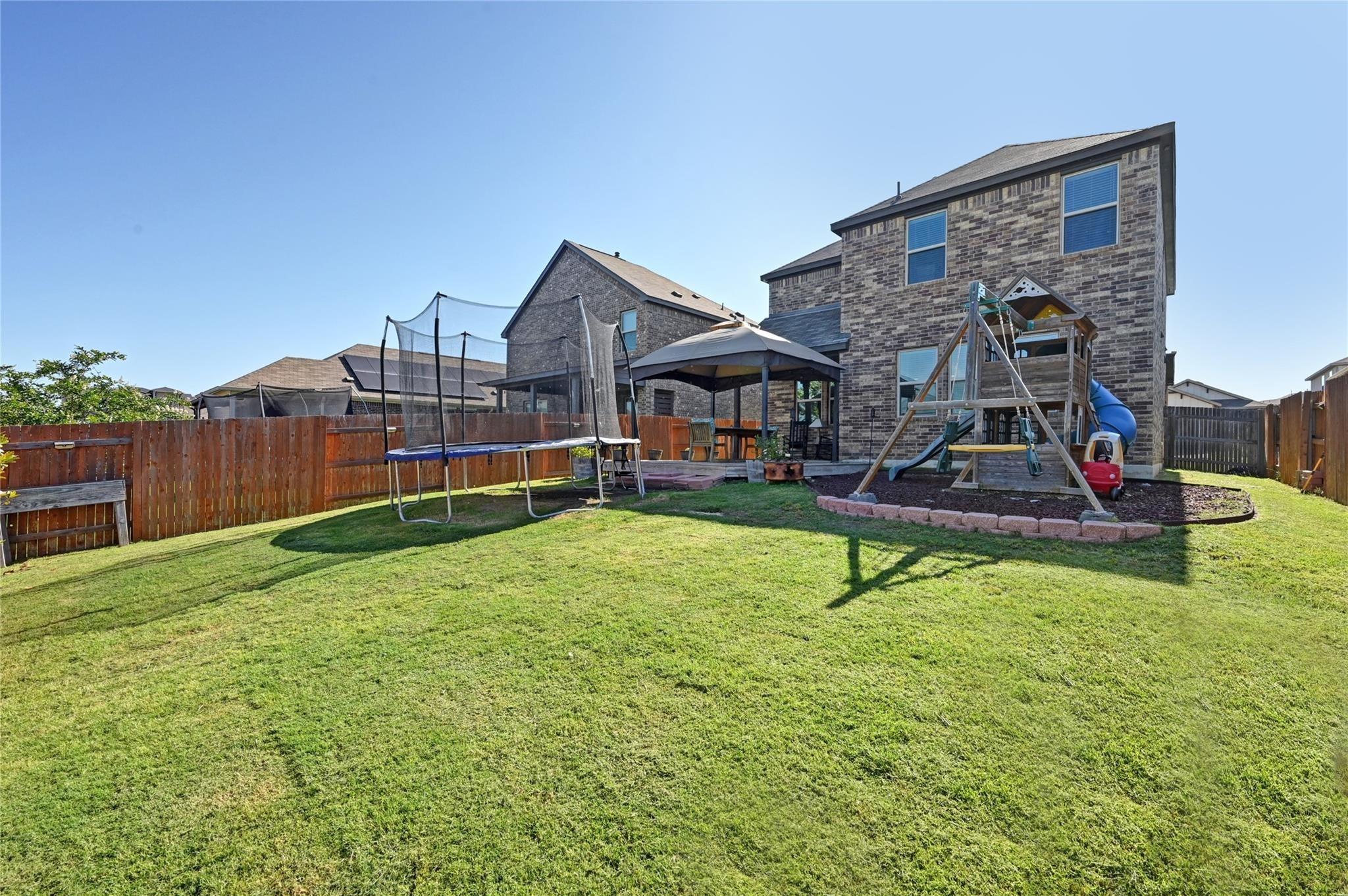 Thornless Cir, Buda, TX 78610