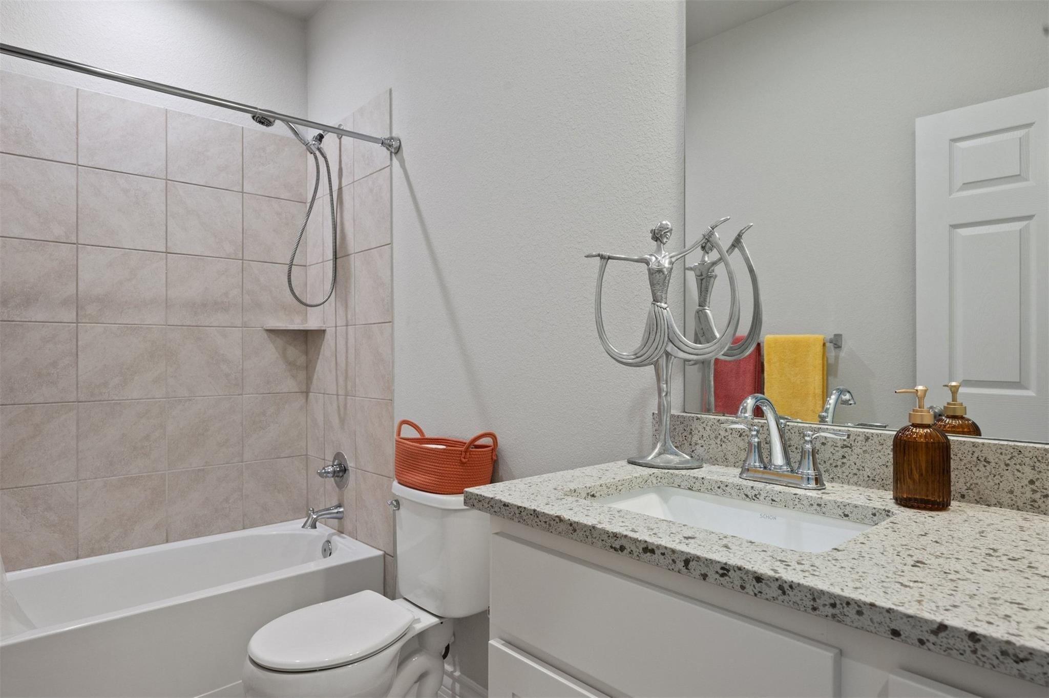 Cimaizon Dr, Austin, TX 78725