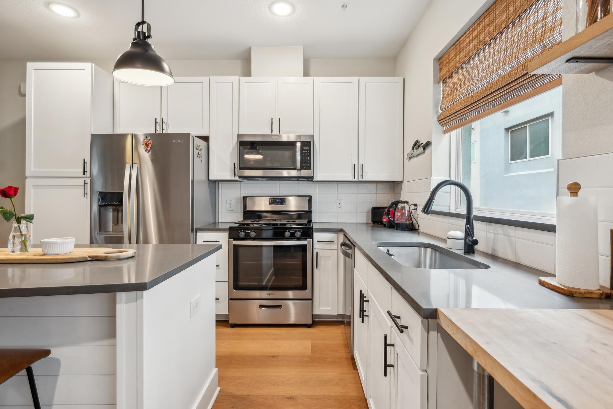 Manor Rd, Austin, TX 78722