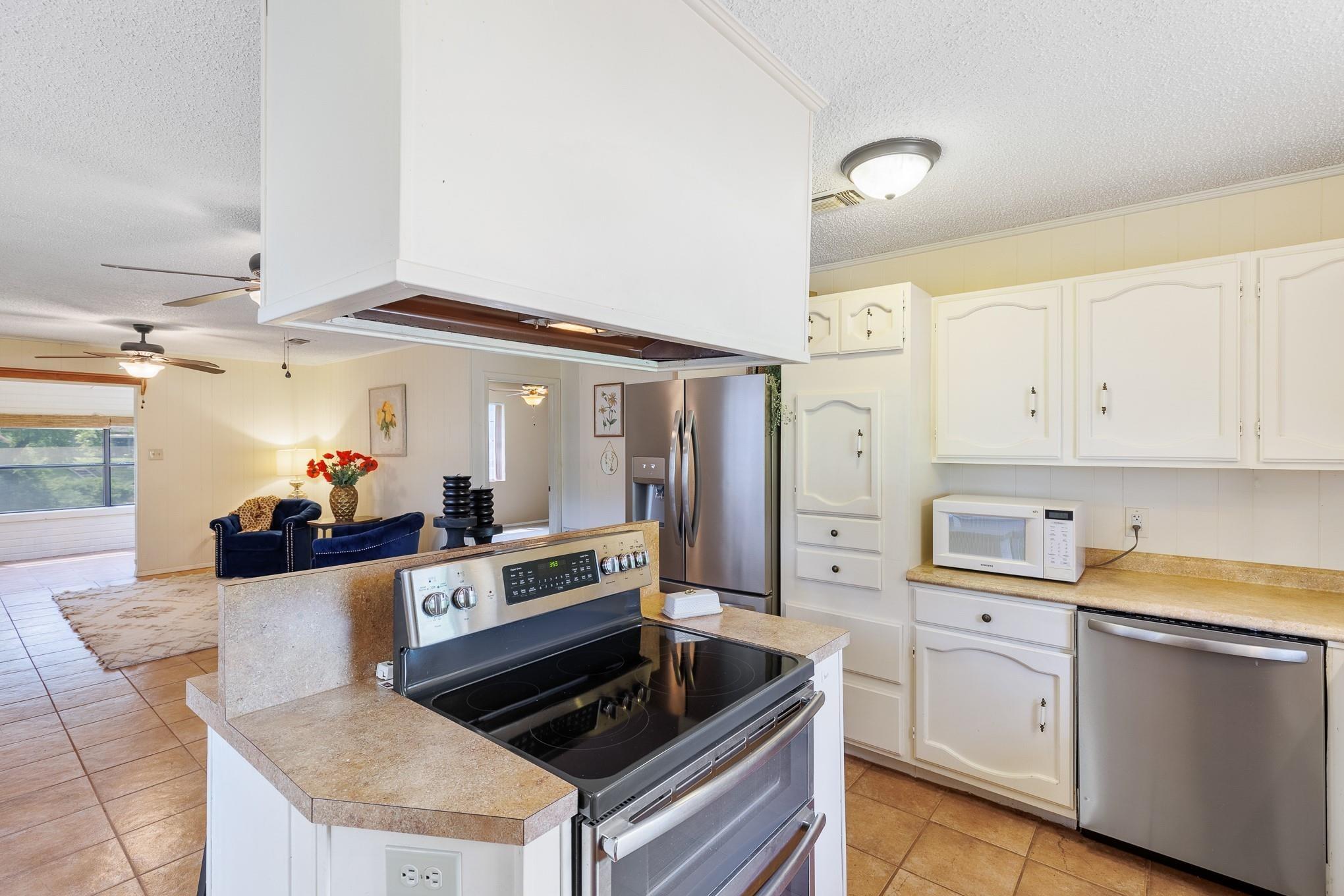 County Road 131, Marble Falls, TX 78654