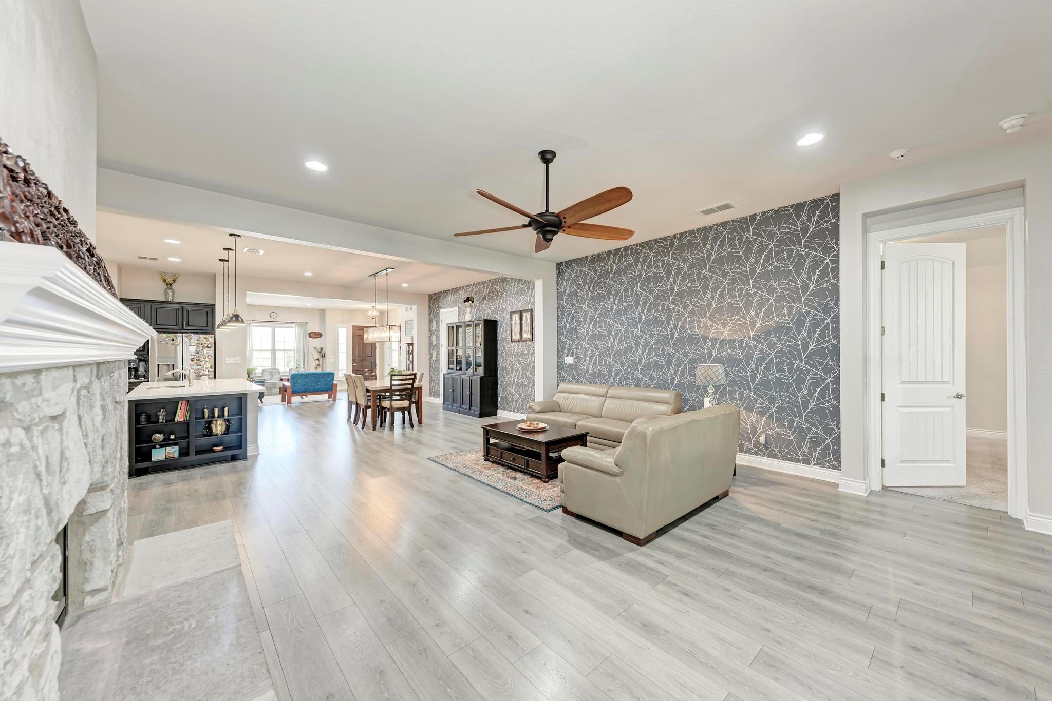 Escarpment Way, Cedar Park, TX 78613