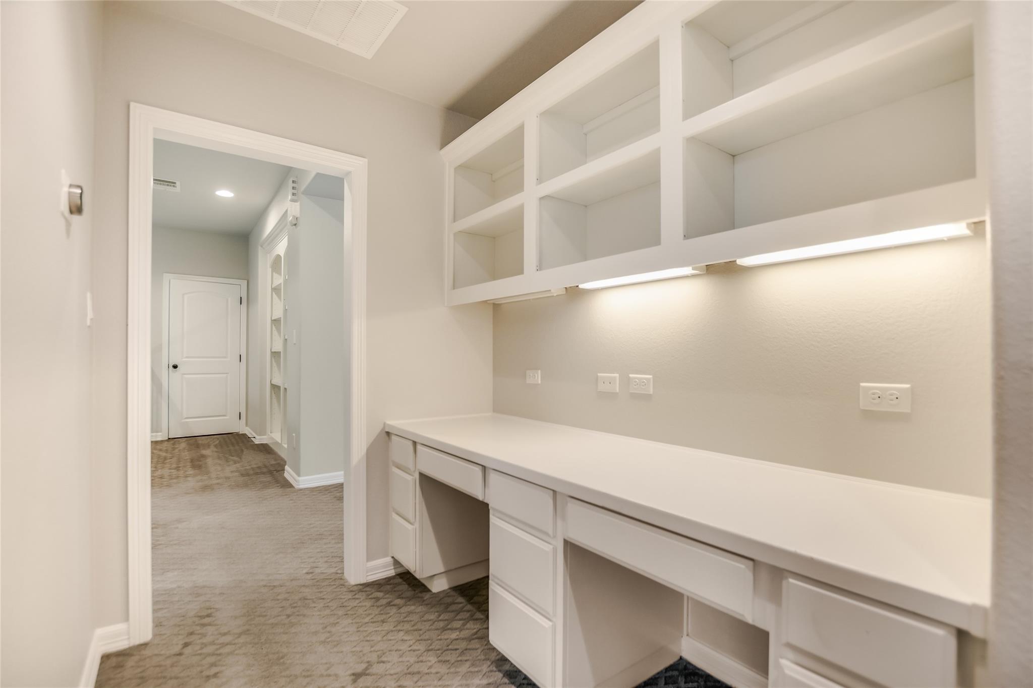 Yellowstar Dr, Austin, TX 78738