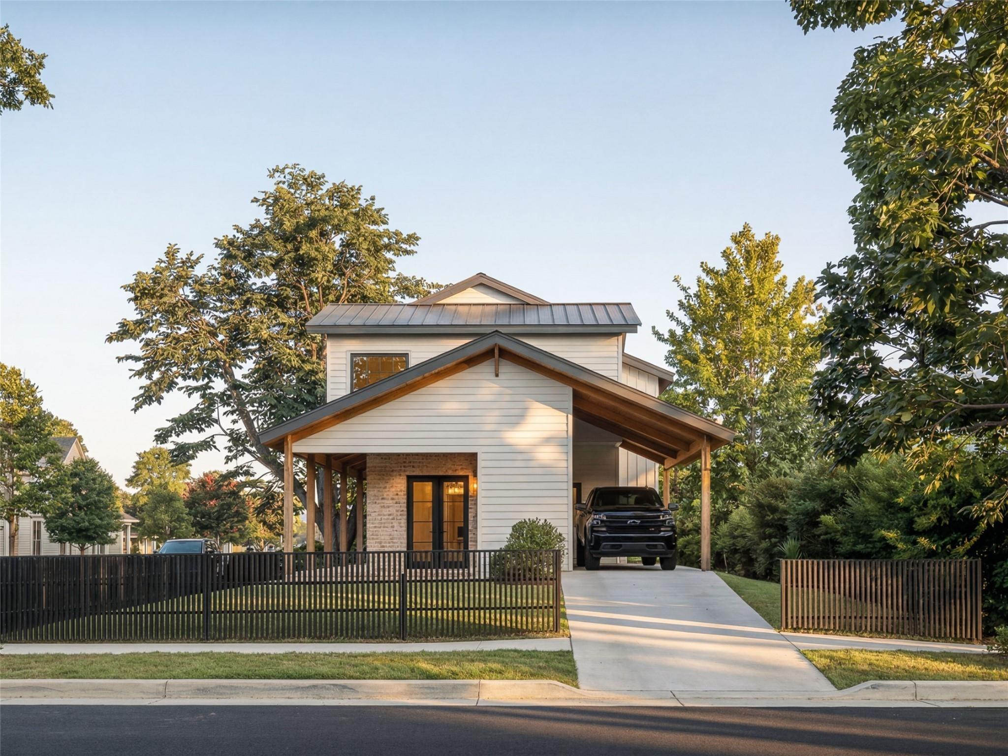 E Live Oak St, Austin, TX 78704