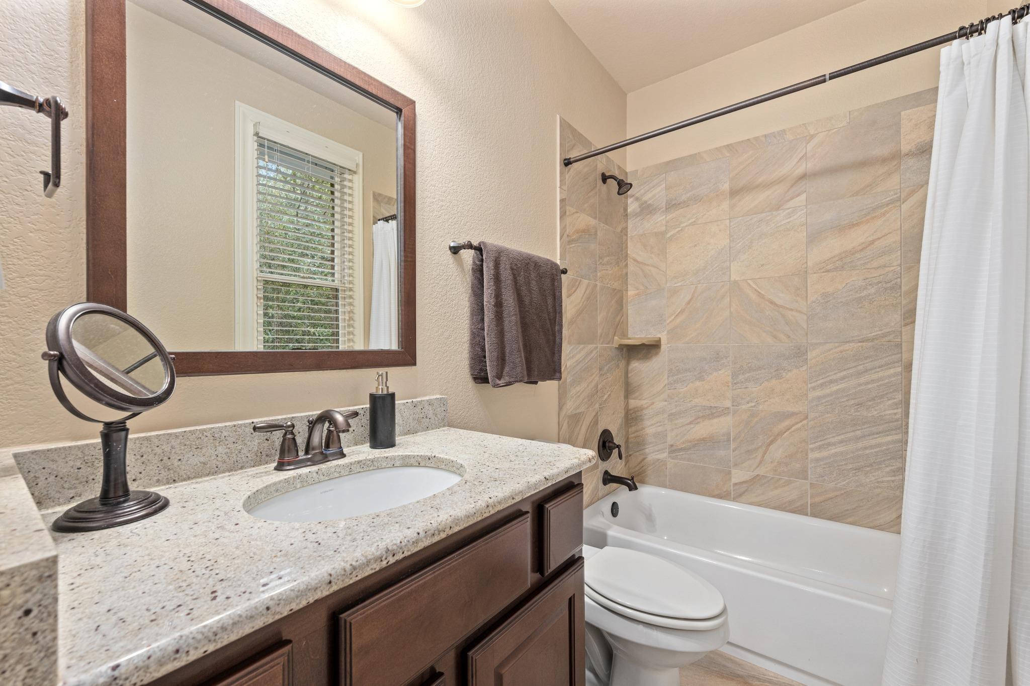 Bella Strada Cv, Austin, TX 78734