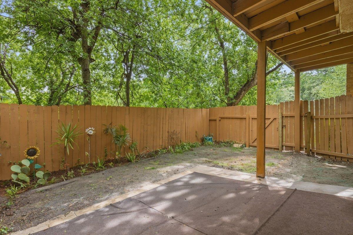 Chimney Creek Cir, Austin, TX 78723