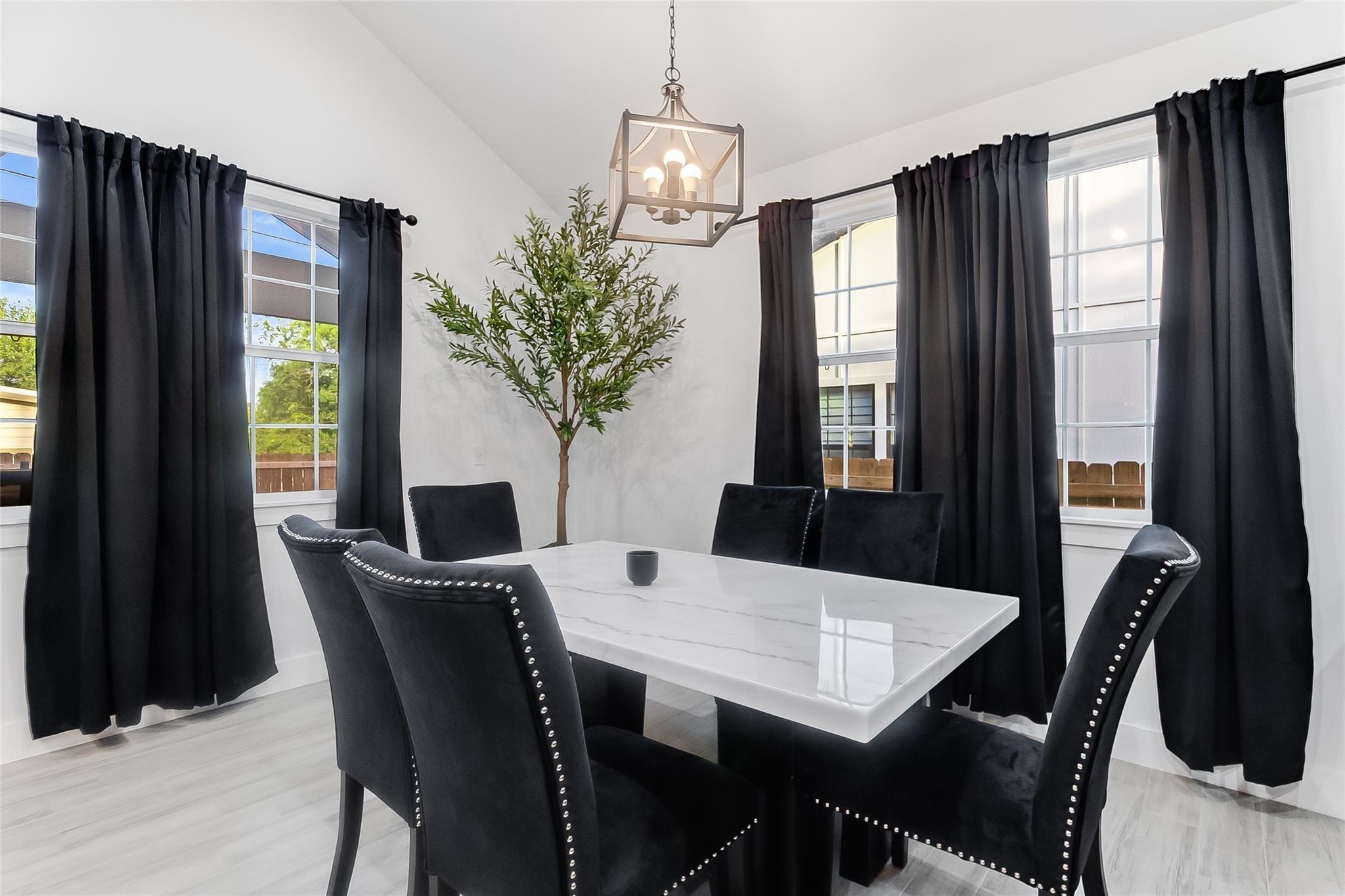 Aspen Ln, Cottonwood Shores, TX 78657