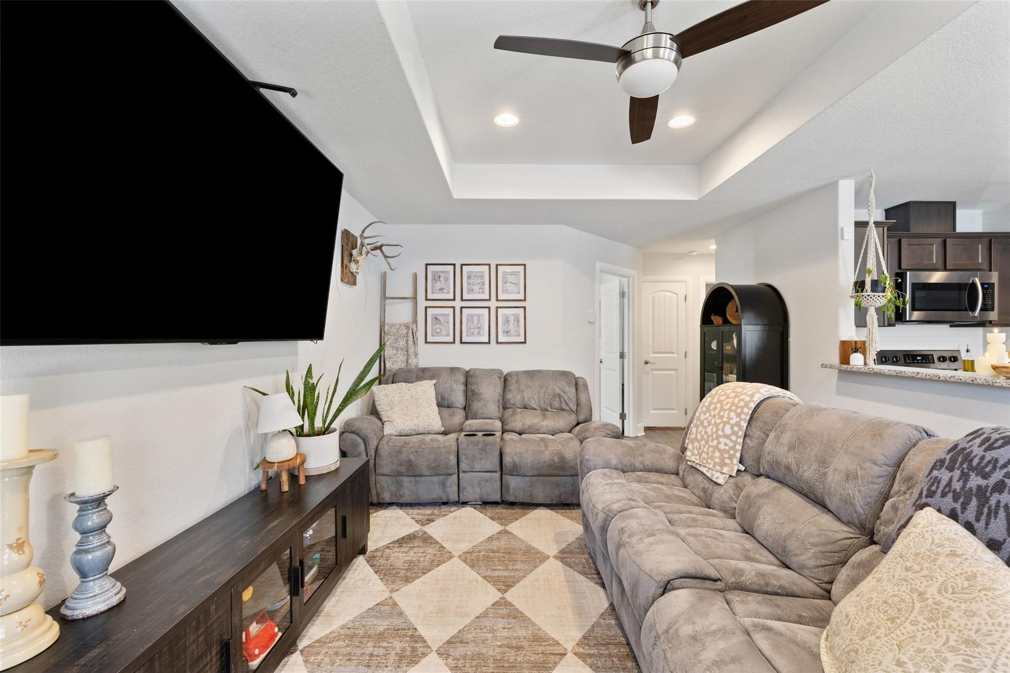 S Pierce St, Burnet, TX 78611