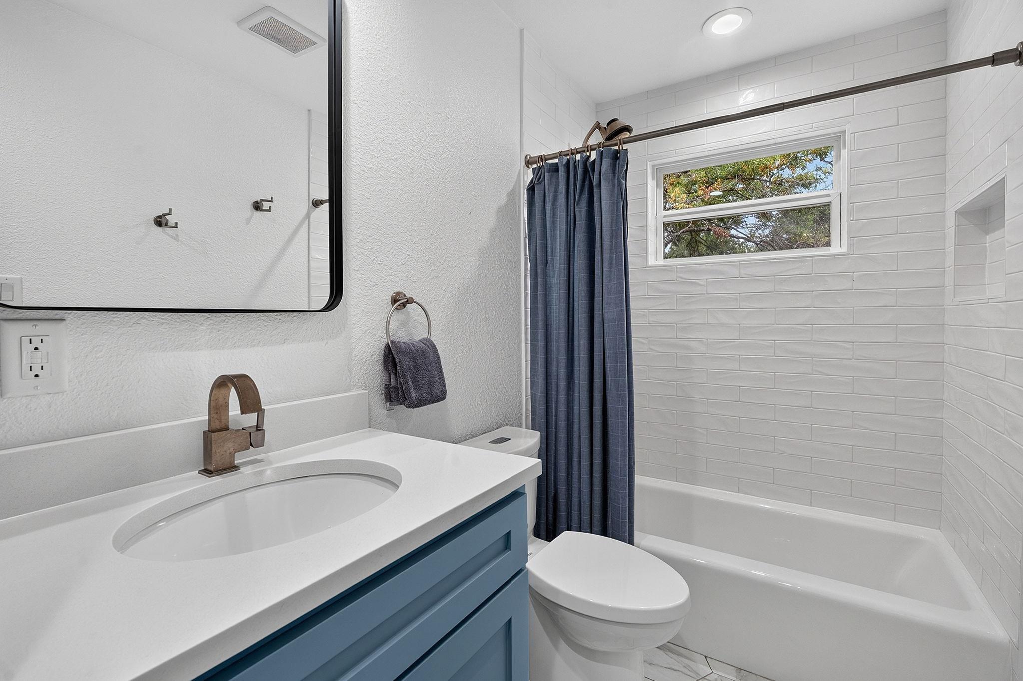 Chippendale Ave, Austin, TX 78745