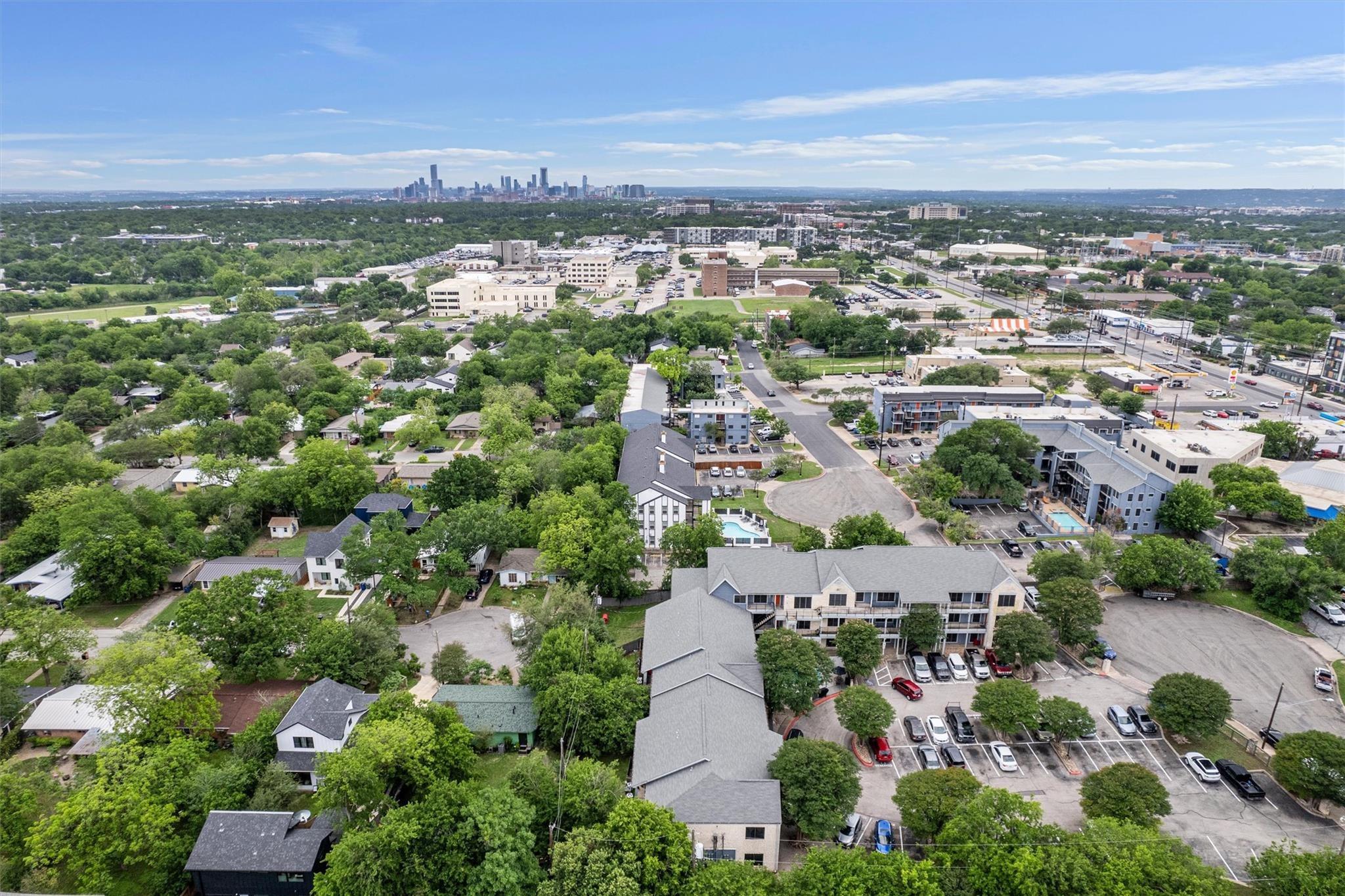 Burns St, Austin, TX 78752