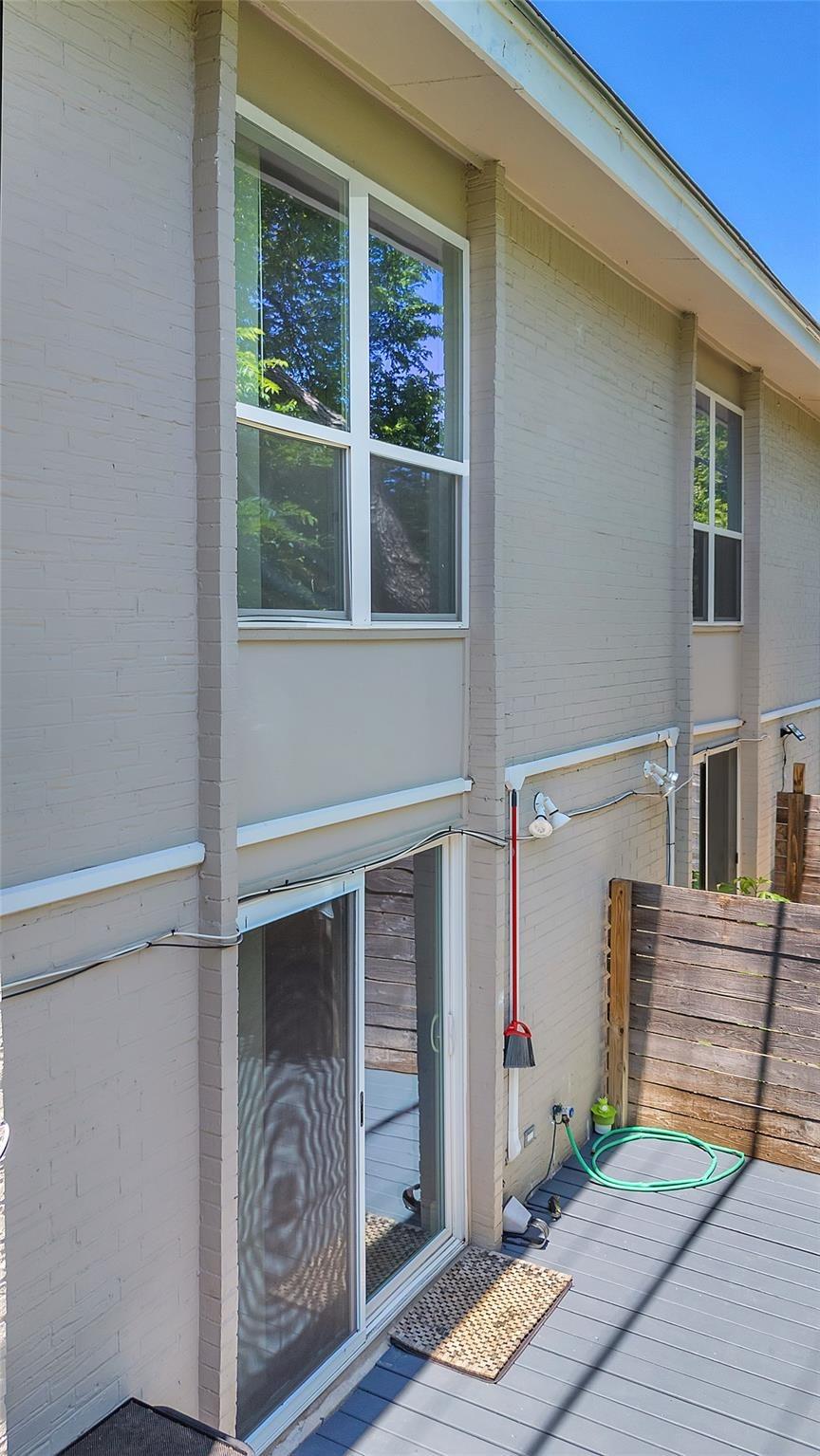 Southway Dr, Austin, TX 78704