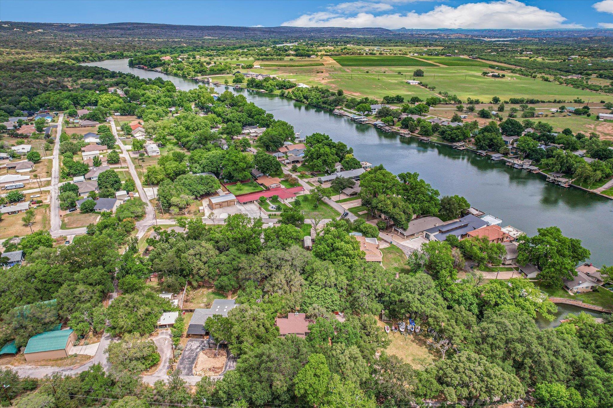 Shady Oaks Cir, Kingsland, TX 78639